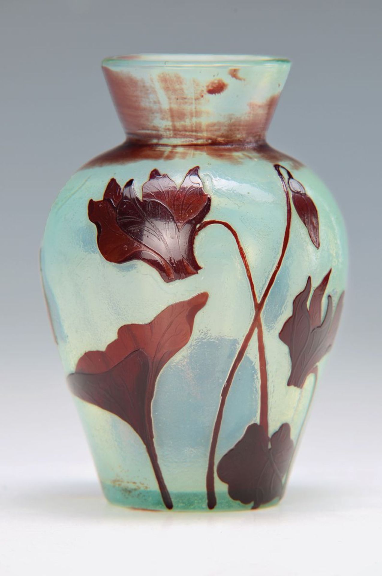 Frühe kleine seltene Vase, signiert H. Muller Croismare, Muller Freres, um 1910, farbloses Glas,