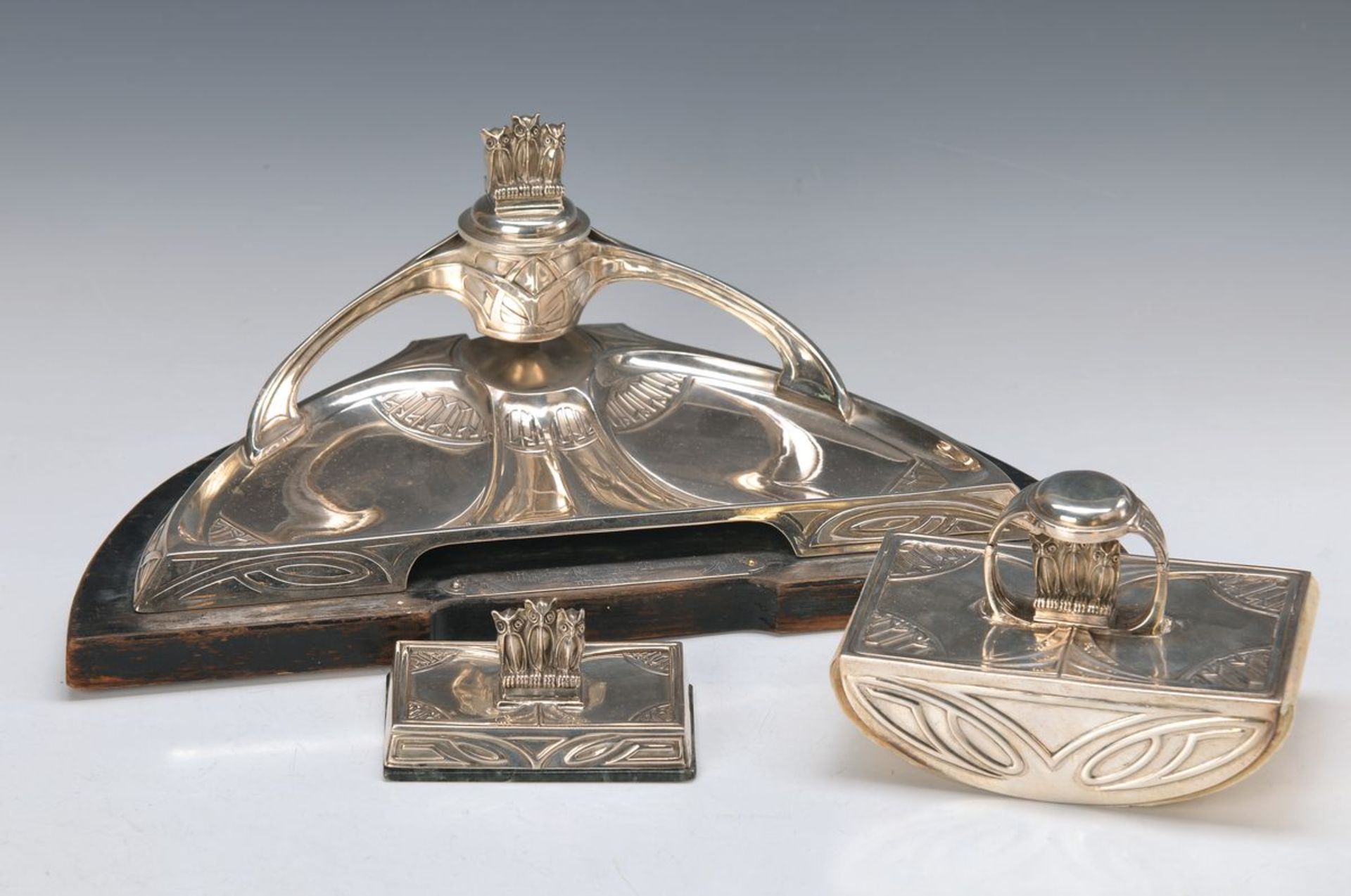 3 teilige Jugendstil-Schreibtischgarnitur, deutsch, um 1905, 800er Silber, Vereinigte Silberwaren