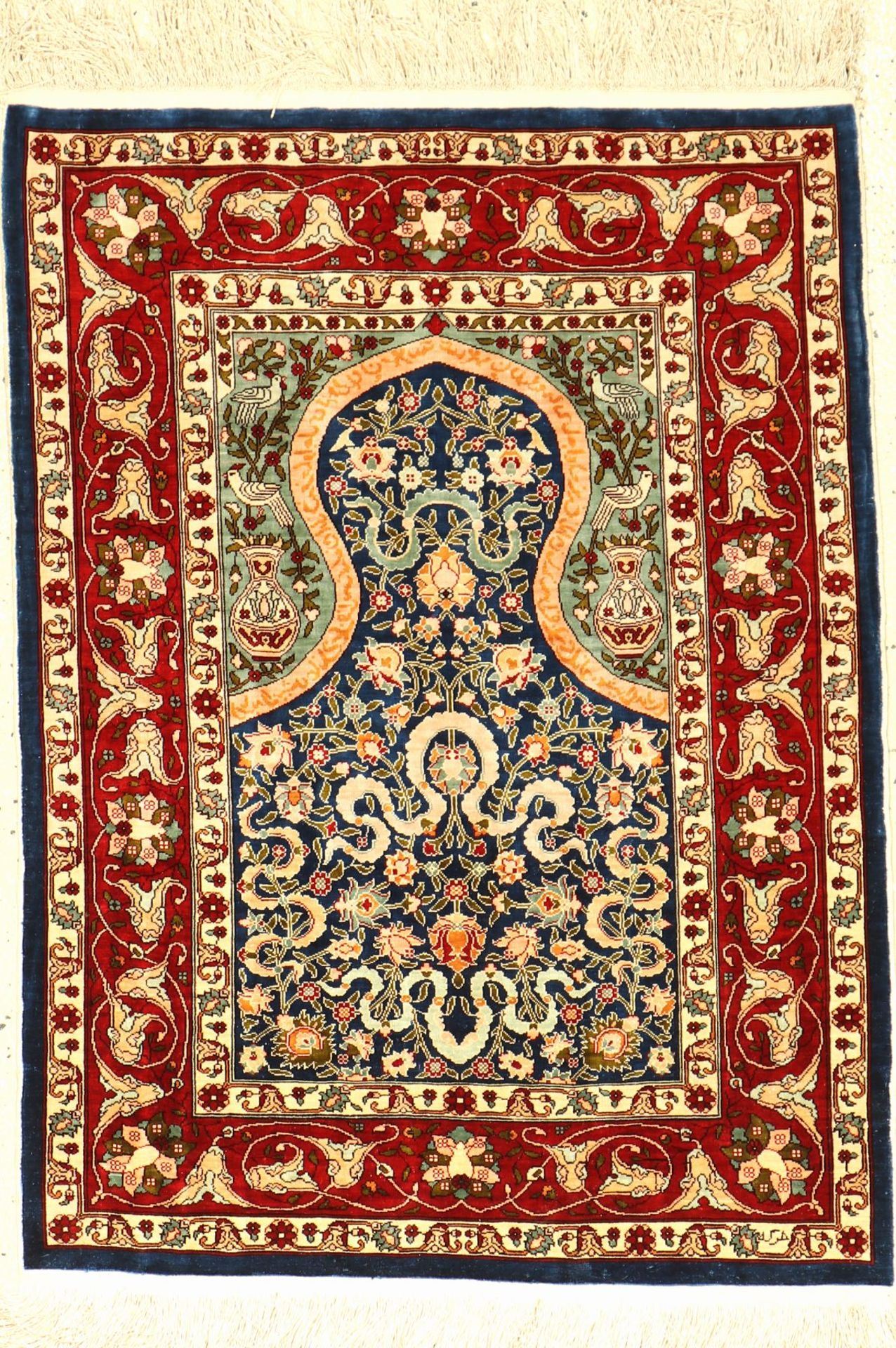 Hereke Seide, Türkei, ca. 40 Jahre, reine Naturseide, ca. 81 x 61 cm, EHZ: 2Silk Hereke Rug, Turkey,