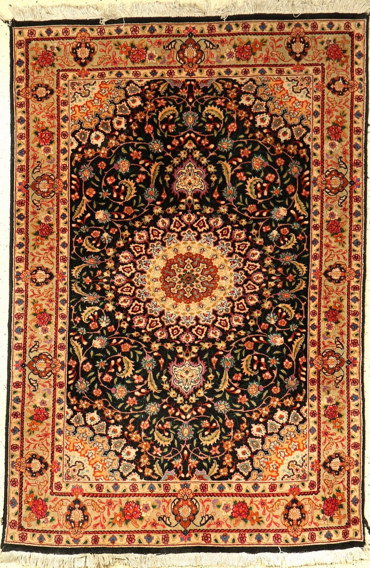 Täbriz fein, Persien, ca. 40 Jahre, Korkwolle mit Seide, ca. 155 x 103 cm, EHZ: 2-3Tabriz "Part-