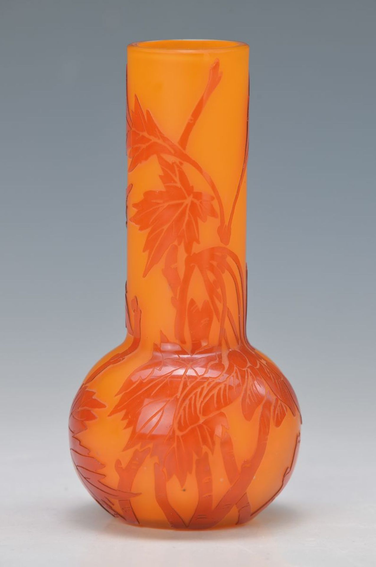 Vase, BW, B. Weiss, um 1920-30, farbloses Glas, orangefarbener Innen- und Aussen- Überfang, Überfang