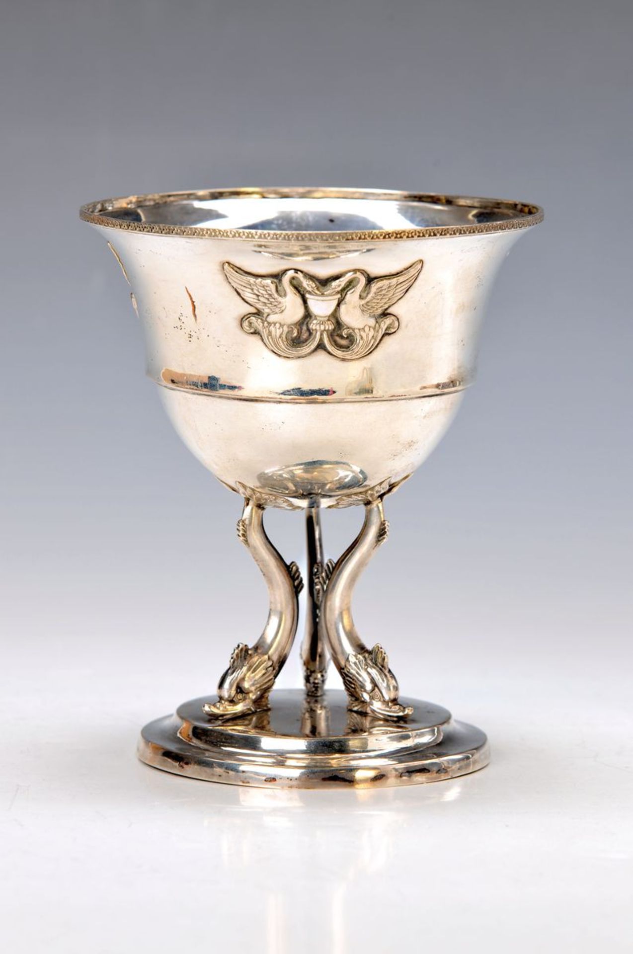 Fußschale, Empire, um 1810/20, Silber, Schale mit doppeltem Schwanenmotiv verziert, auf drei