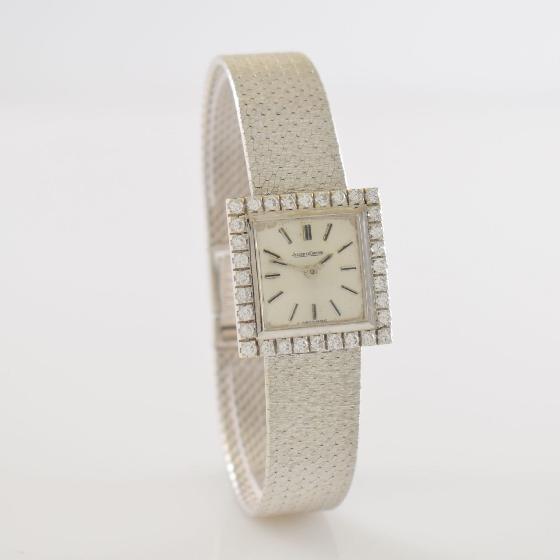 Jaeger-LeCoultre Damenarmbanduhr in WG 750/000 mit Diamantlünette, Handaufzug, Schweiz um 1960, Ref. - Bild 5 aus 8