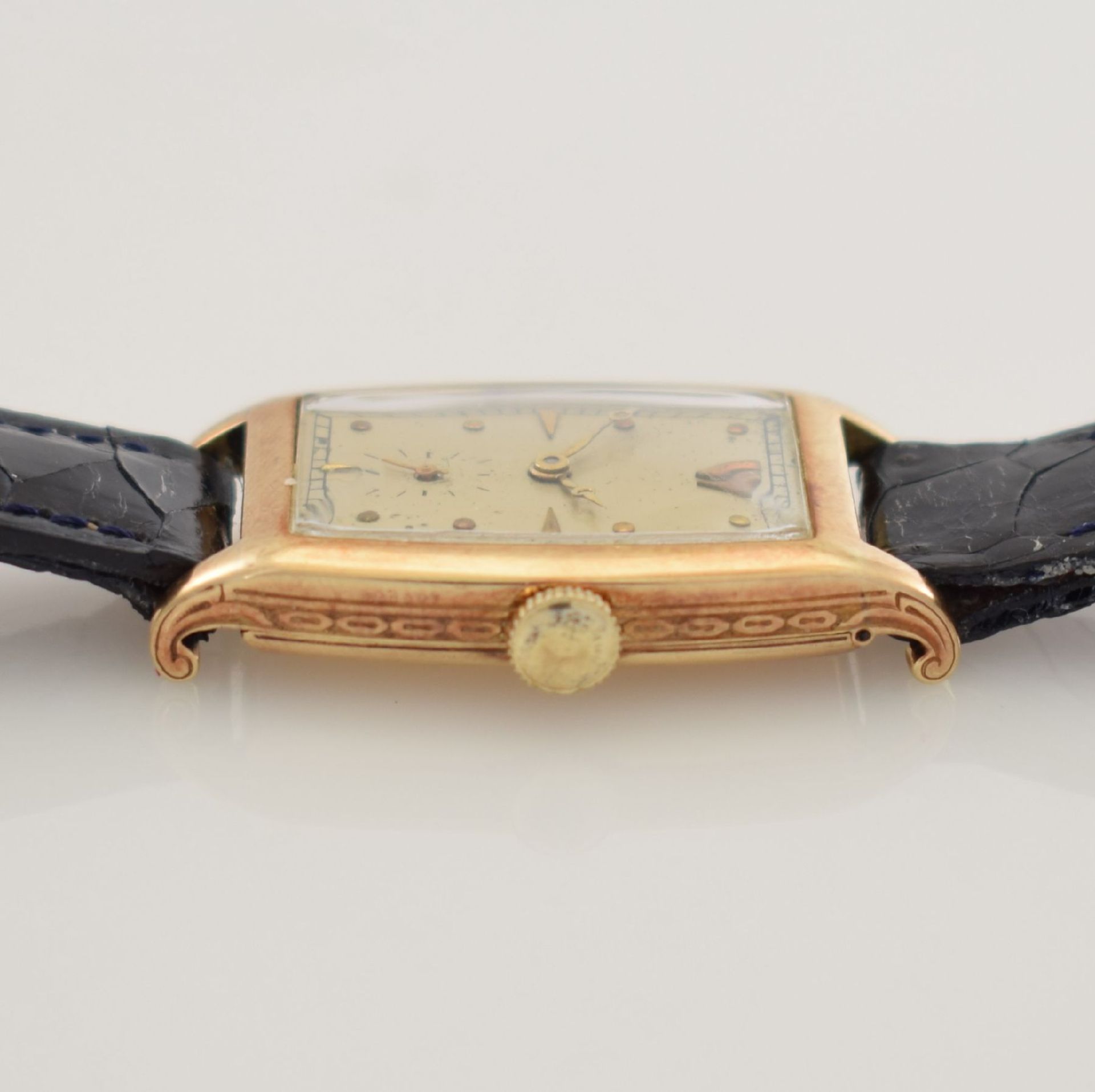 IWC seltene tonneau-förmige Armbanduhr in GG 585/000, Schweiz um 1924, Scharniergeh. m. seitl. - Bild 7 aus 11