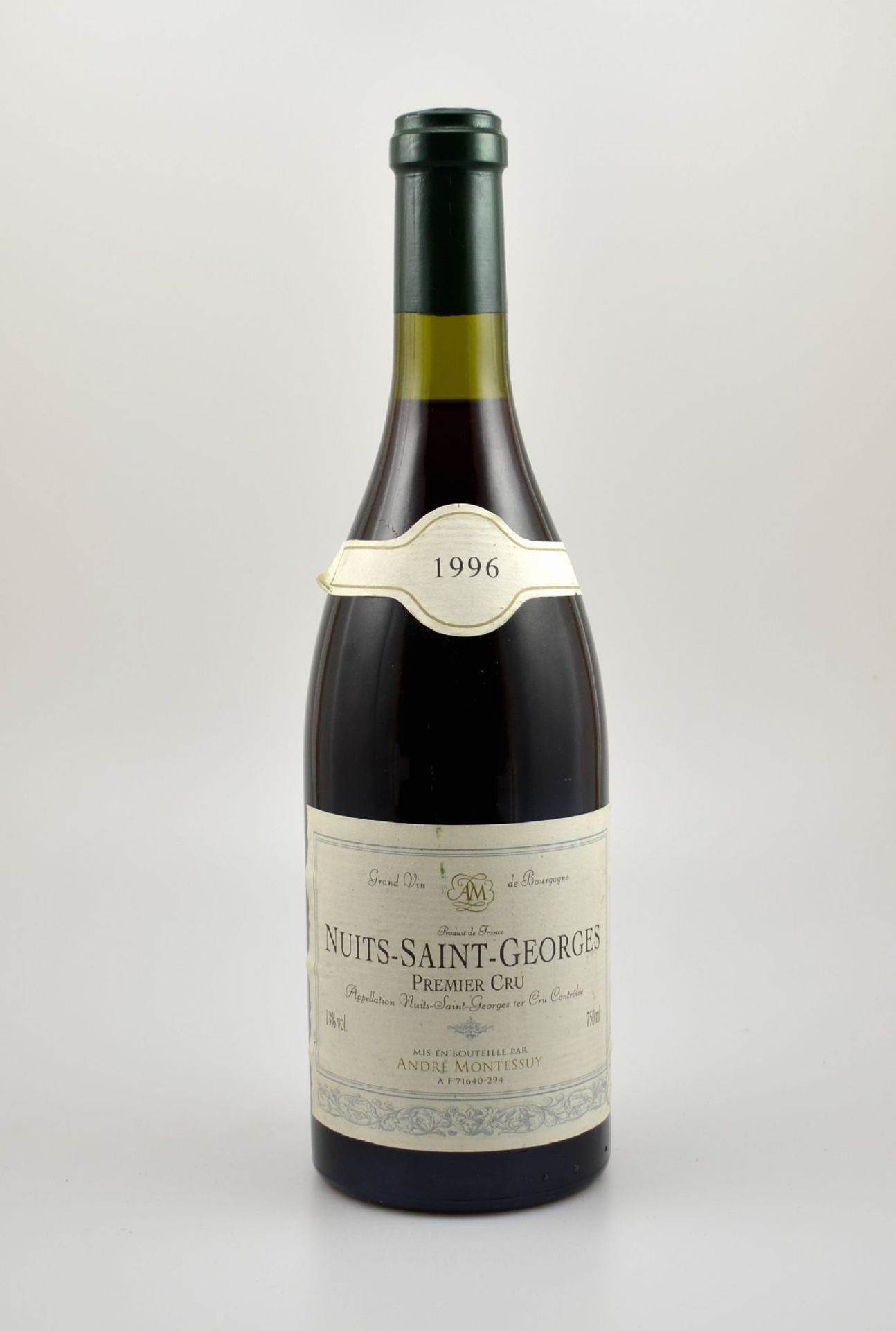 2 Flaschen 1996 Nuits-Saint-Georges, Premier Cru, Andre Montessuy, je ca. 75 cl, 13 % Vol., Abstände