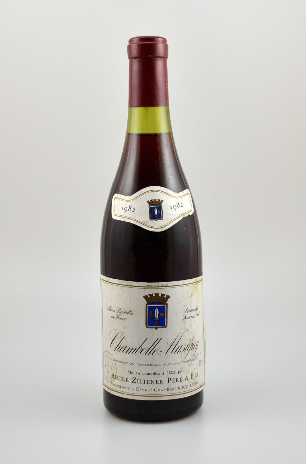 1 Flasche 1982 Chambolle-Musigny, Andre Ziltener Pere & Fils, Cote-D'Or, ca. 75 cl, Abstand zwischen