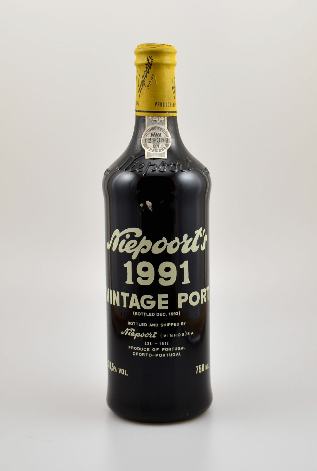 2 Flaschen 1991 Niepoort's Vintage Port, je ca. 75 cl, 20,5 % Vol., Füllstände: je ca. into neck,