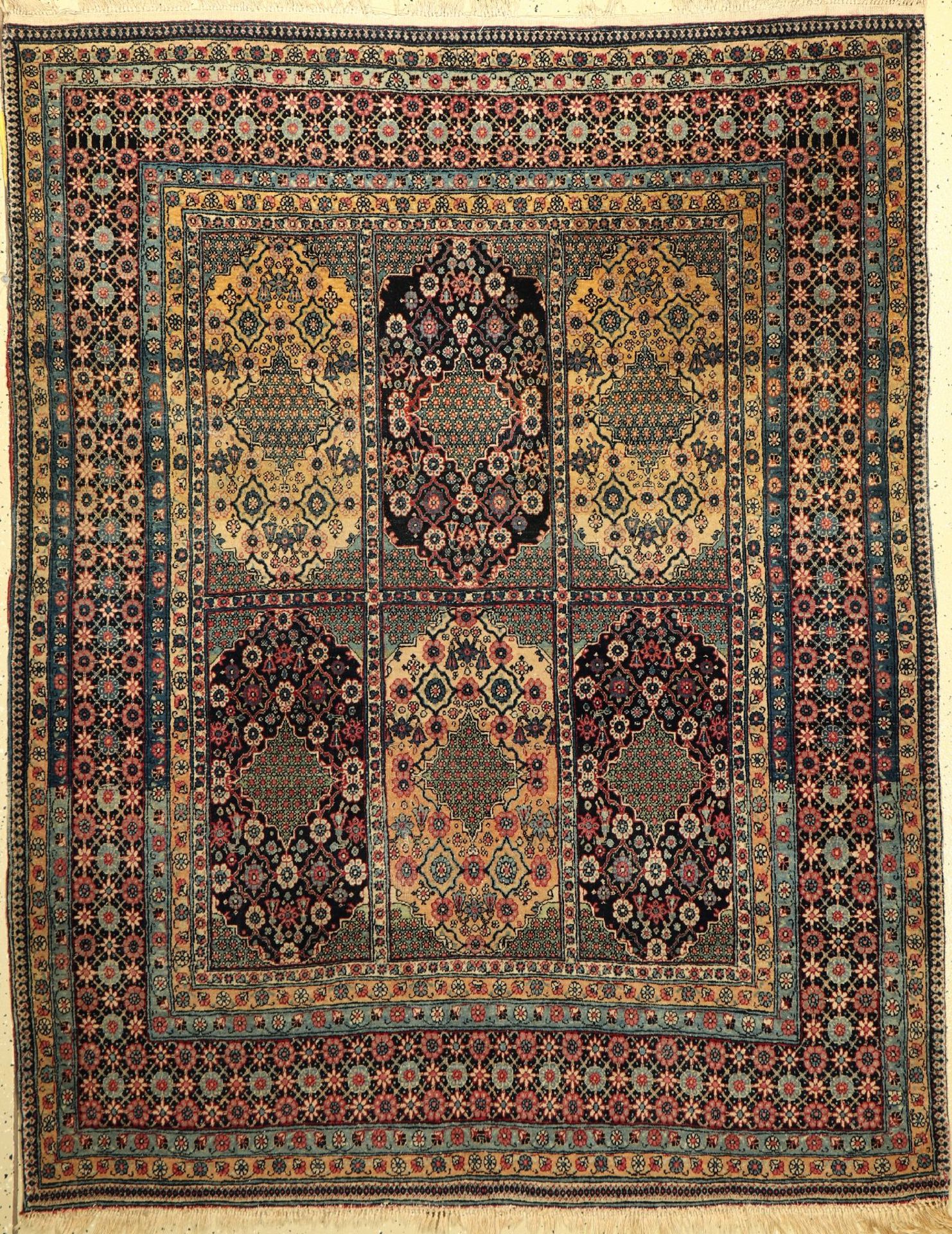 Teheran antik, Persien, um 1920, Wolle auf Baumwolle, ca. 192 x 150 cm, EHZ: 3Tehran Rug , Persia,