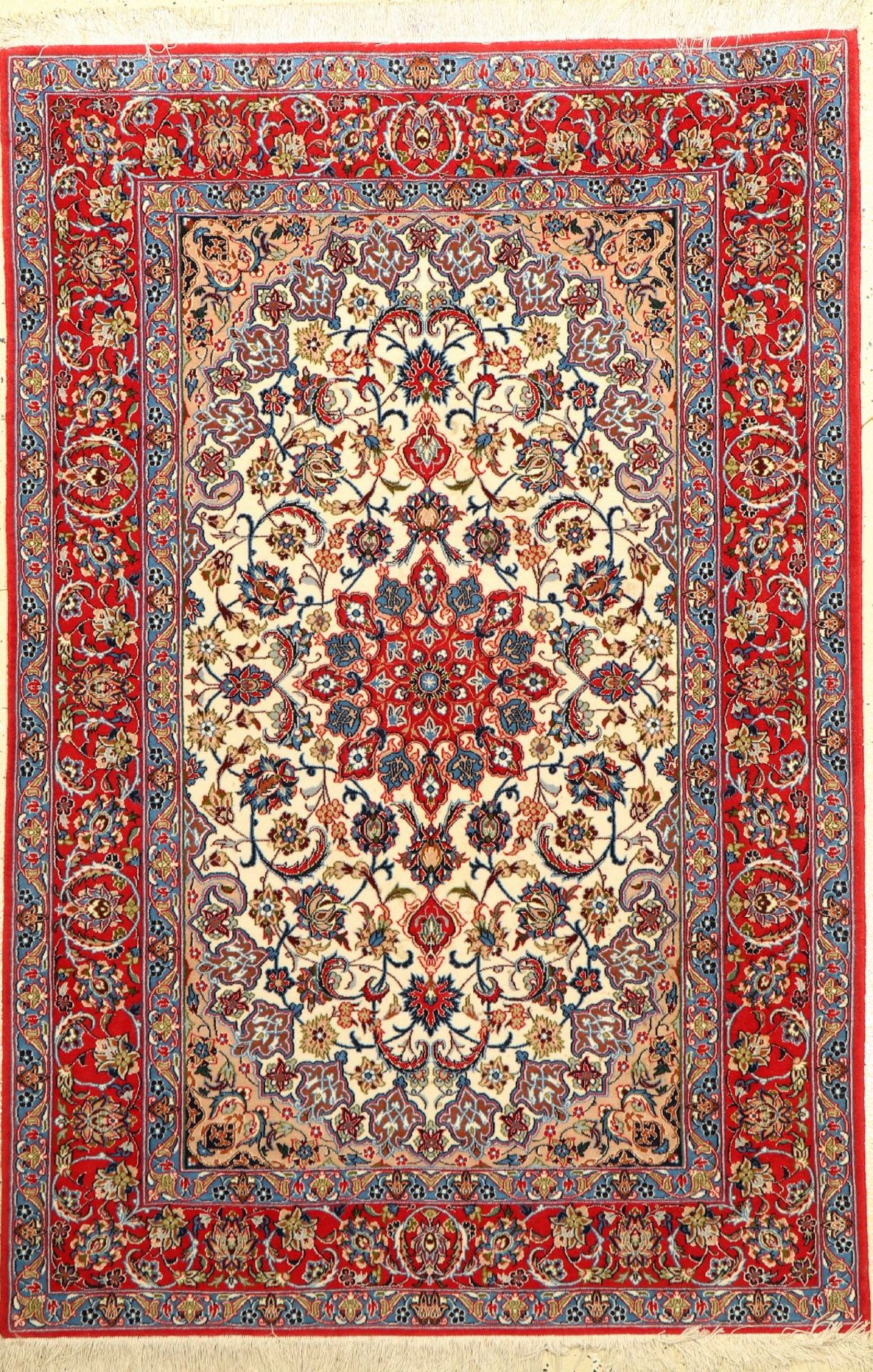 Esfahan fein, Persien, ca. 50 Jahre, Korkwolle mit und auf Seide, ca. 162 x 108 cm,EHZ: 2Fine