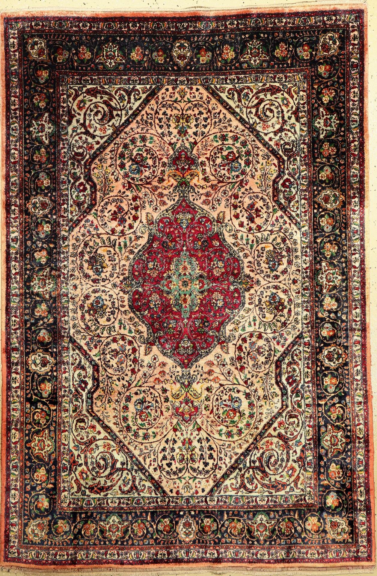 Seiden Täbriz alt (Signiert), Persien, ca. 60 Jahre, reine Naturseide, ca. 210 x 140 cm, EHZ: 2-