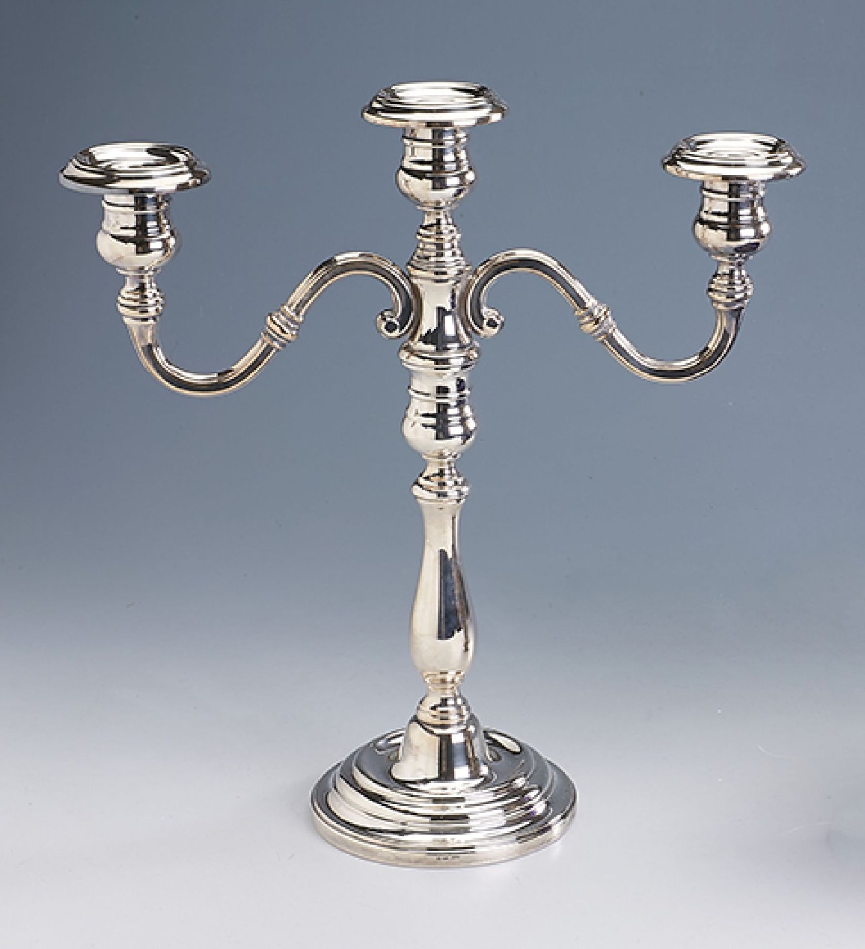 Leuchter, 800er Silber, 3-flammig, elegante hochwertige Ausführung, nicht gefüllt, ca. 852 g, H. ca.