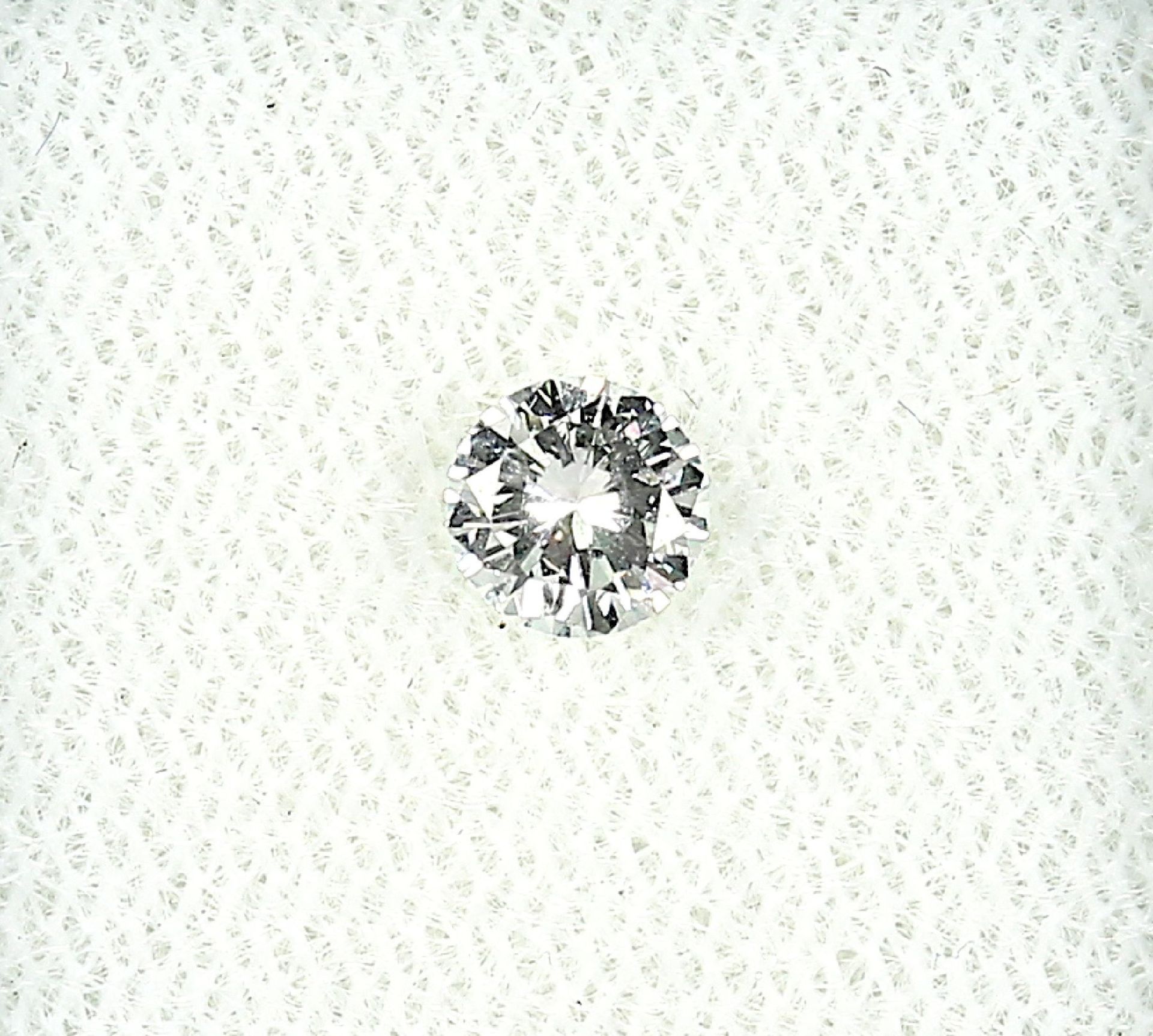 Loser Brillant, 0.32 ct Weiß/vvs Schätzpreis: 1200, - EURLoose brilliant, 0.32 ct Wesselton/vvs