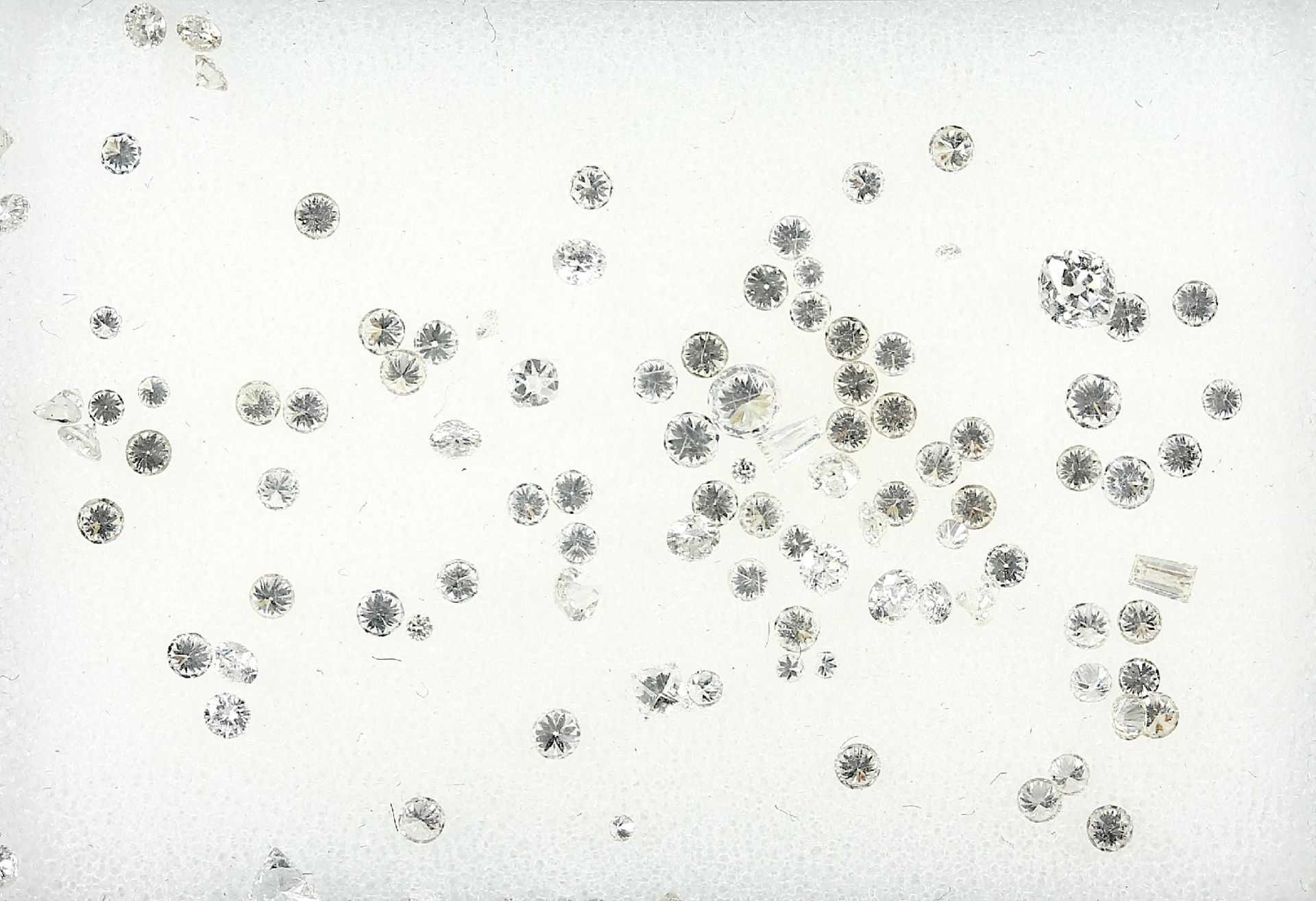 Lot lose Diamanten, zus. ca. 3 ct feines Weiß-l.get.Weiß/vs-p1, versch. Größen und Schliffarten