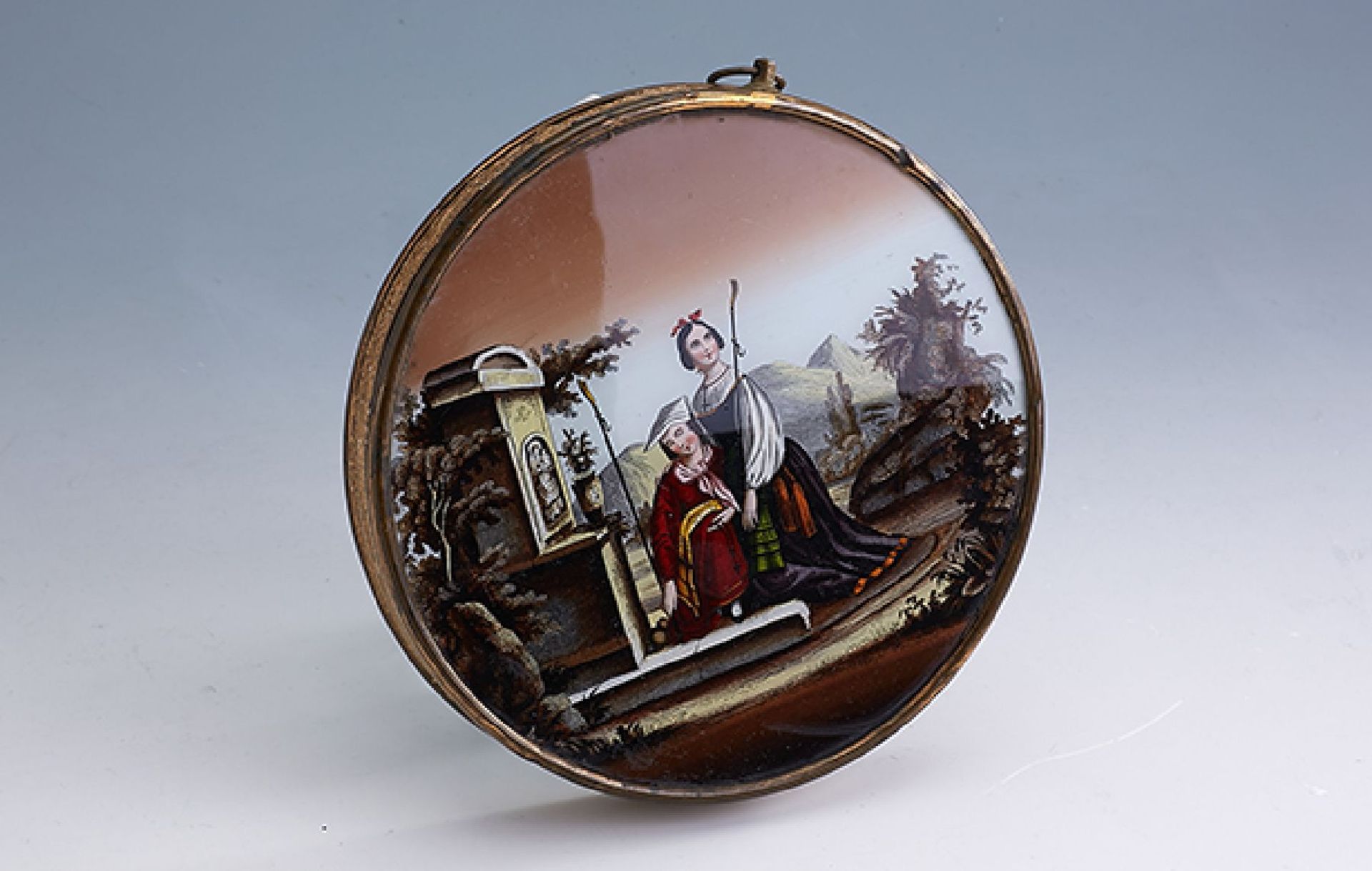 Geschenkdose, Frankreich um 1830, Bieder- meier, Pappe, Metall und Glas, Darstellung: Verehrung