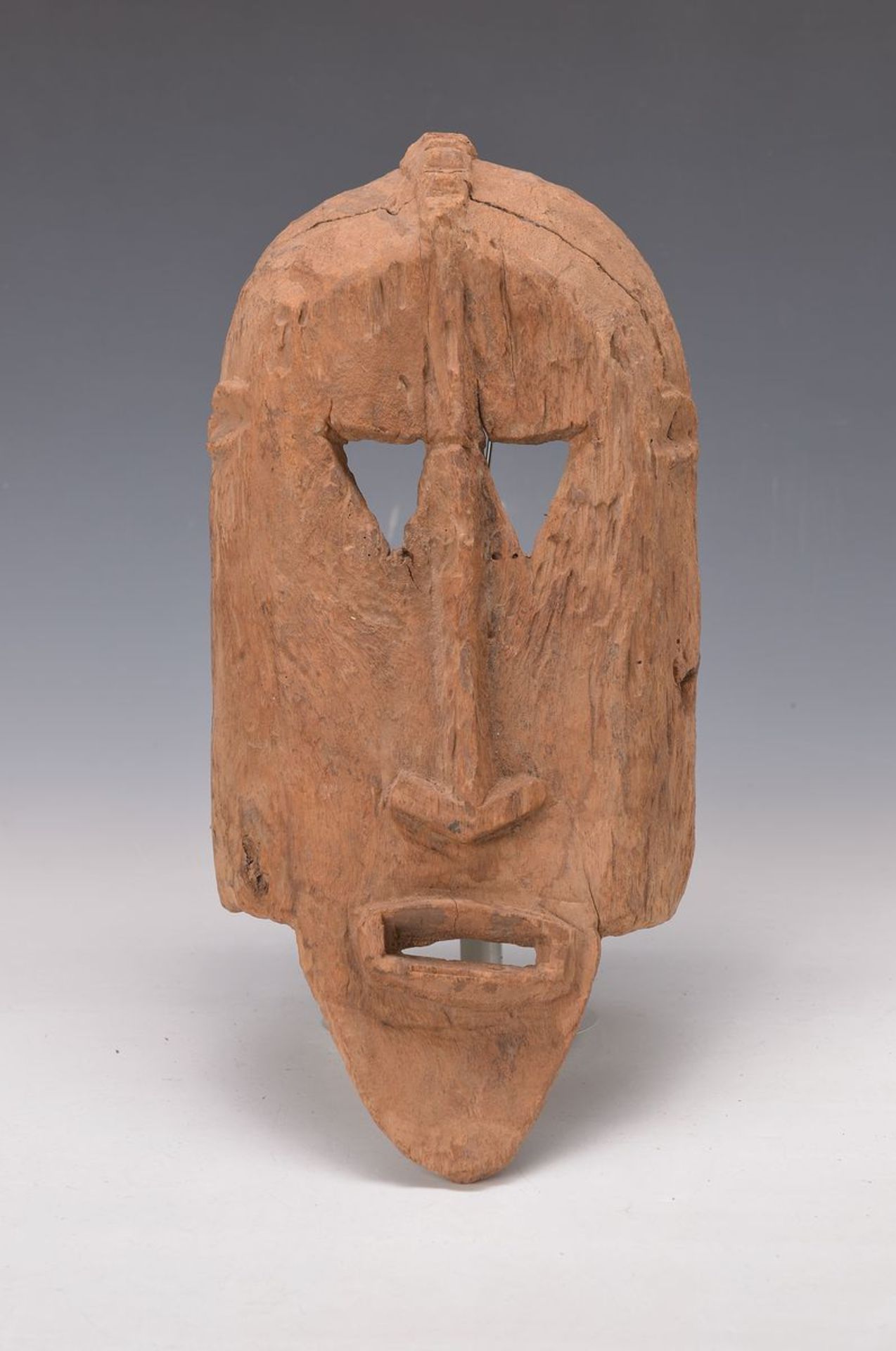 Maske der Dogon, Mali, ca. 80-90 Jahre alt, Holz geschnitzt, rest., archaischer Ausdruck,