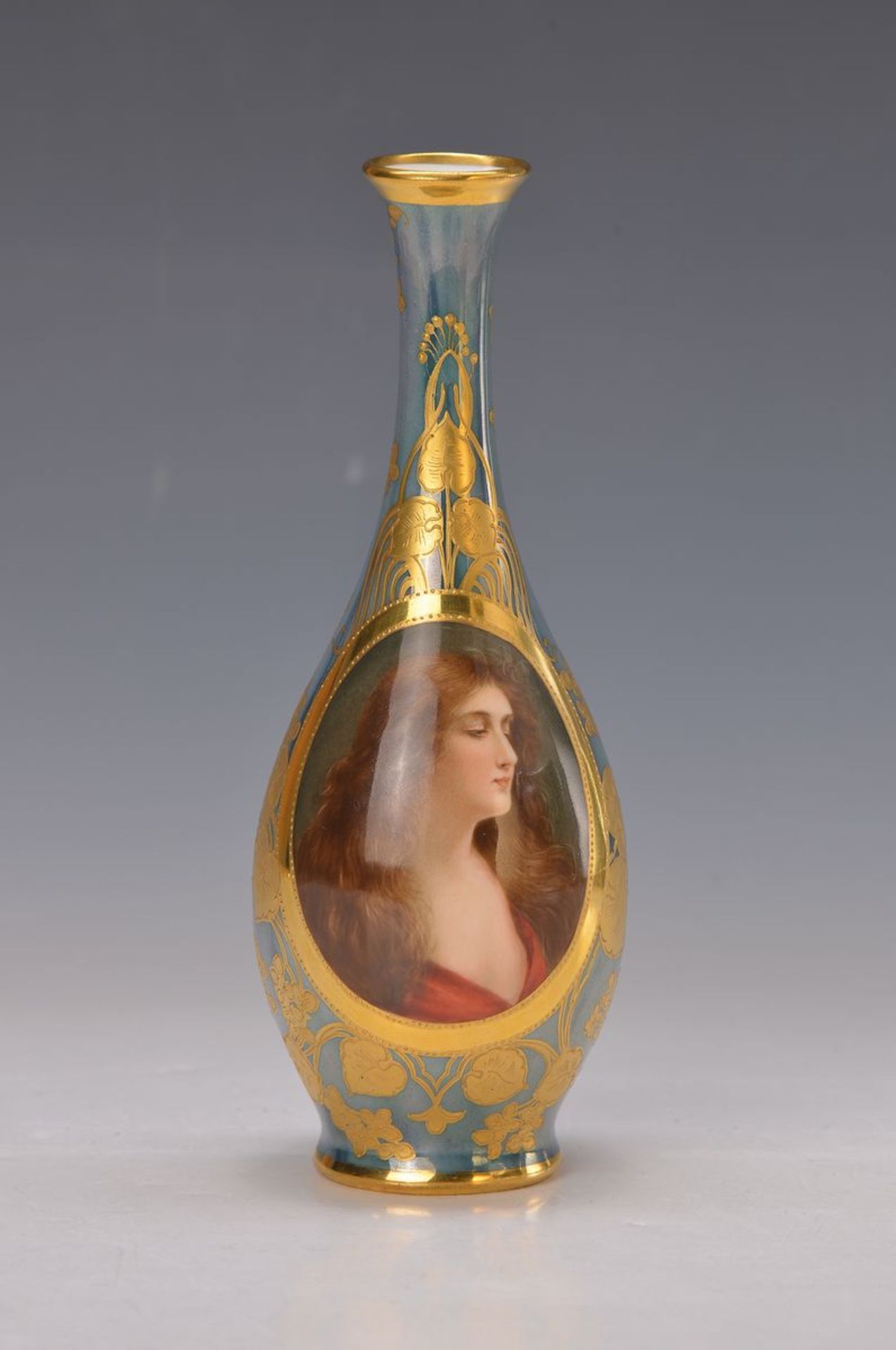 Vase, nach dem Vorbild von Wien, um 1900, Porträtdarstellung nach altmeisterlichem Vorbild, im