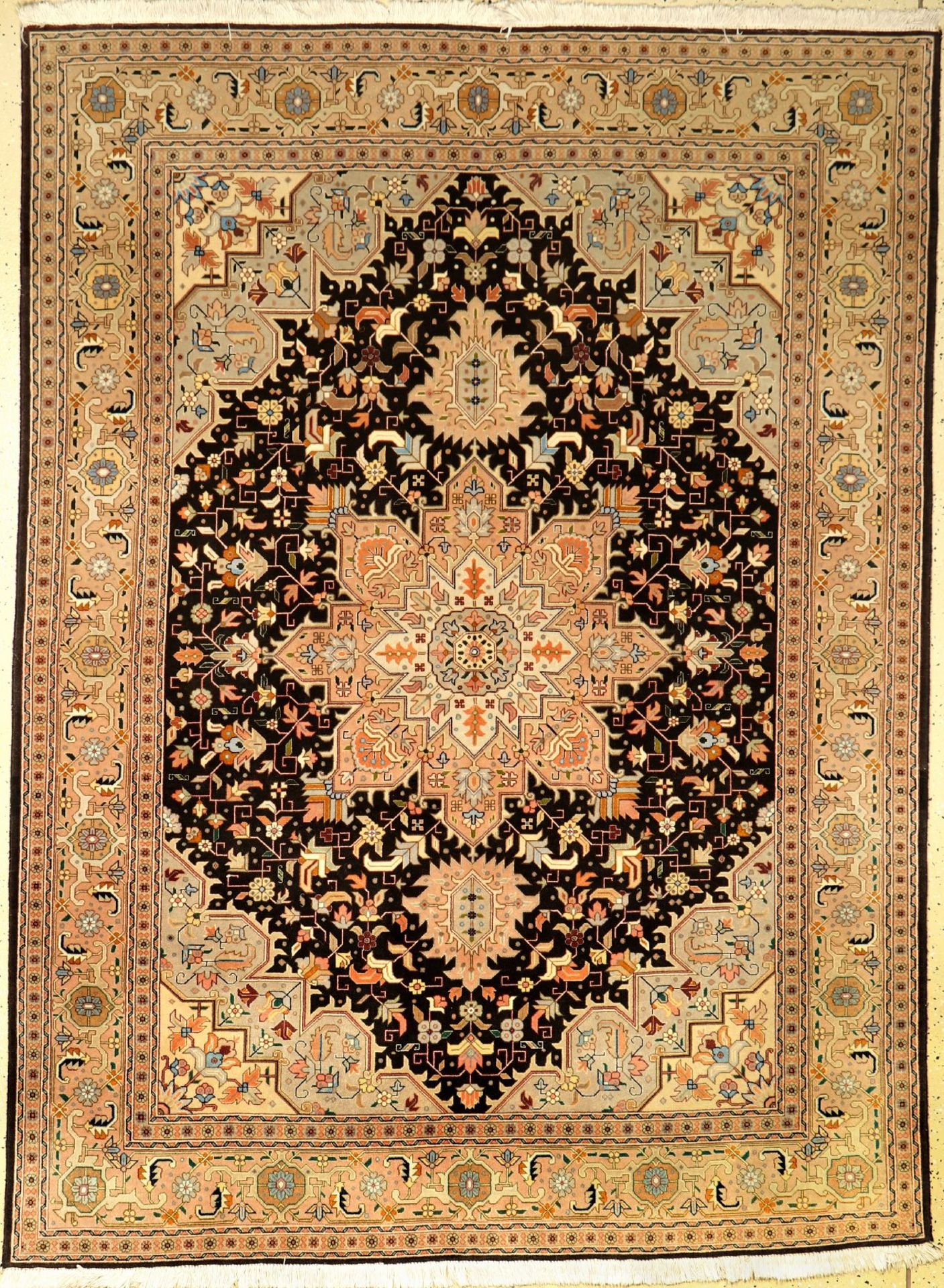 Täbriz fein (50 RAJ), Persien, ca. 50 Jahre, Korkwolle mit Seide, ca. 204 x 154 cm, EHZ: 2, (