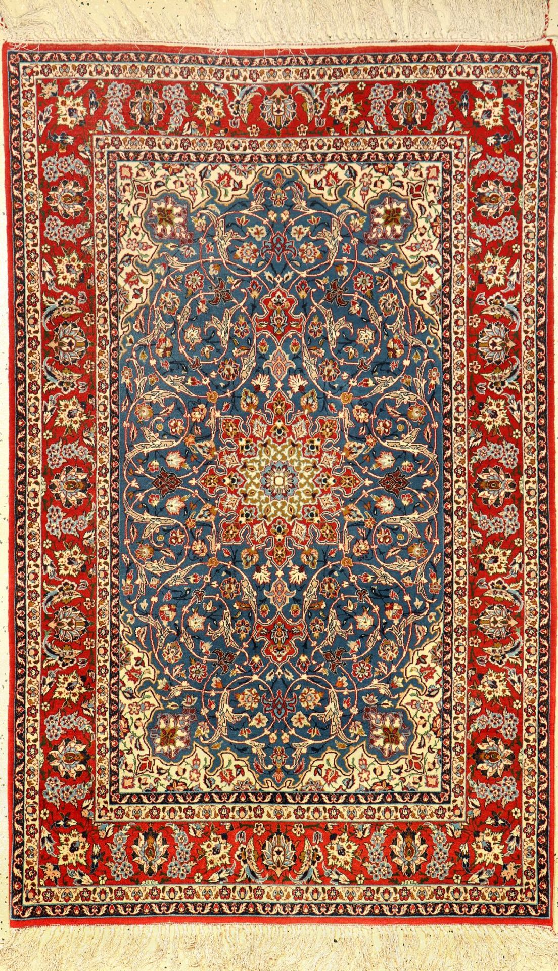 Feiner Esfahan alt, Persien, ca. 50 Jahre, Korkwolle auf Seide, ca. 175 x 110 cm, feine Knüpfung,