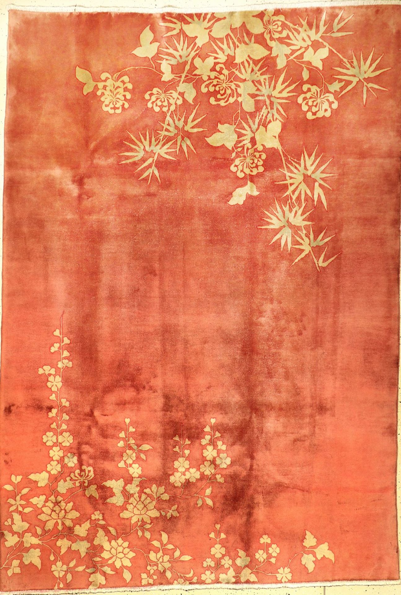 Peking alt, China, um 1940, Korkwolle, ca. 260 x 181 cm, dekorativ, EHZ: 2-3, seltenes FormatBeijing