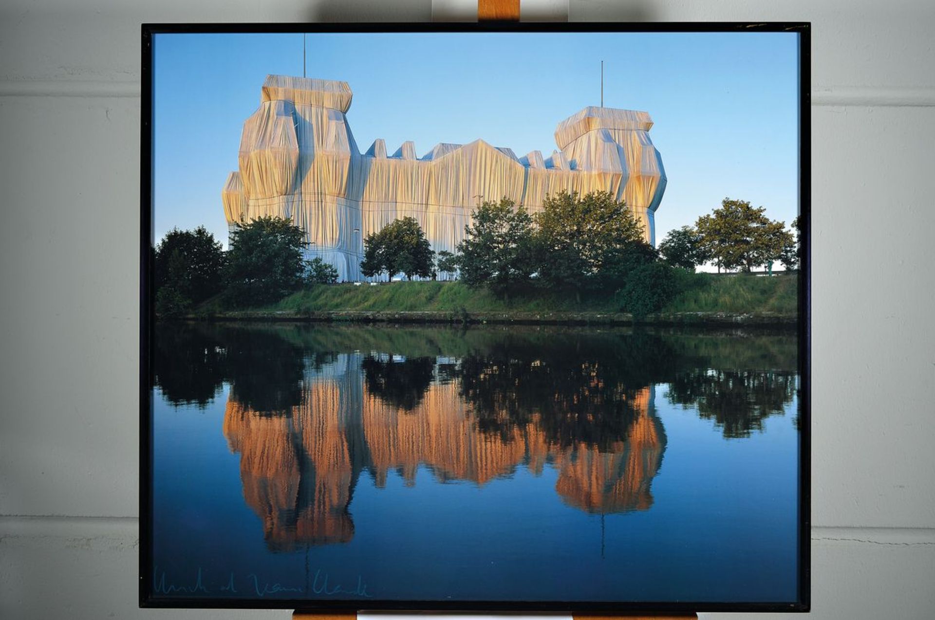 Christo und Jeanne Claude, geb. 1935, Farboffset auf Karton,"Wrapped Reichstag" Blick auf den - Bild 3 aus 4