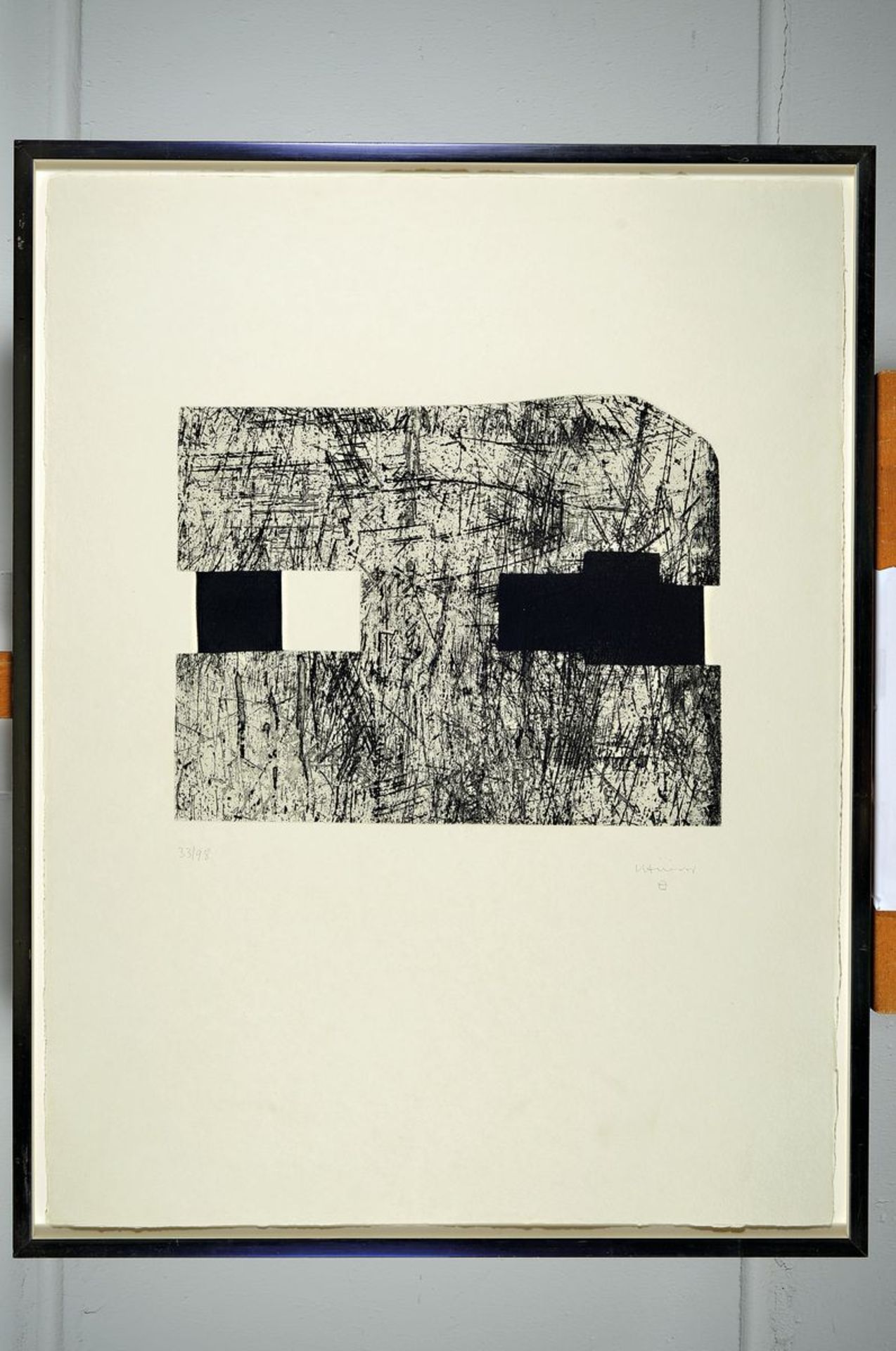 Eduardo Chillida, 1924-2002 San Sebastian, Munich, Radierung von 1994, handsigniert und num. 33/ - Bild 2 aus 2