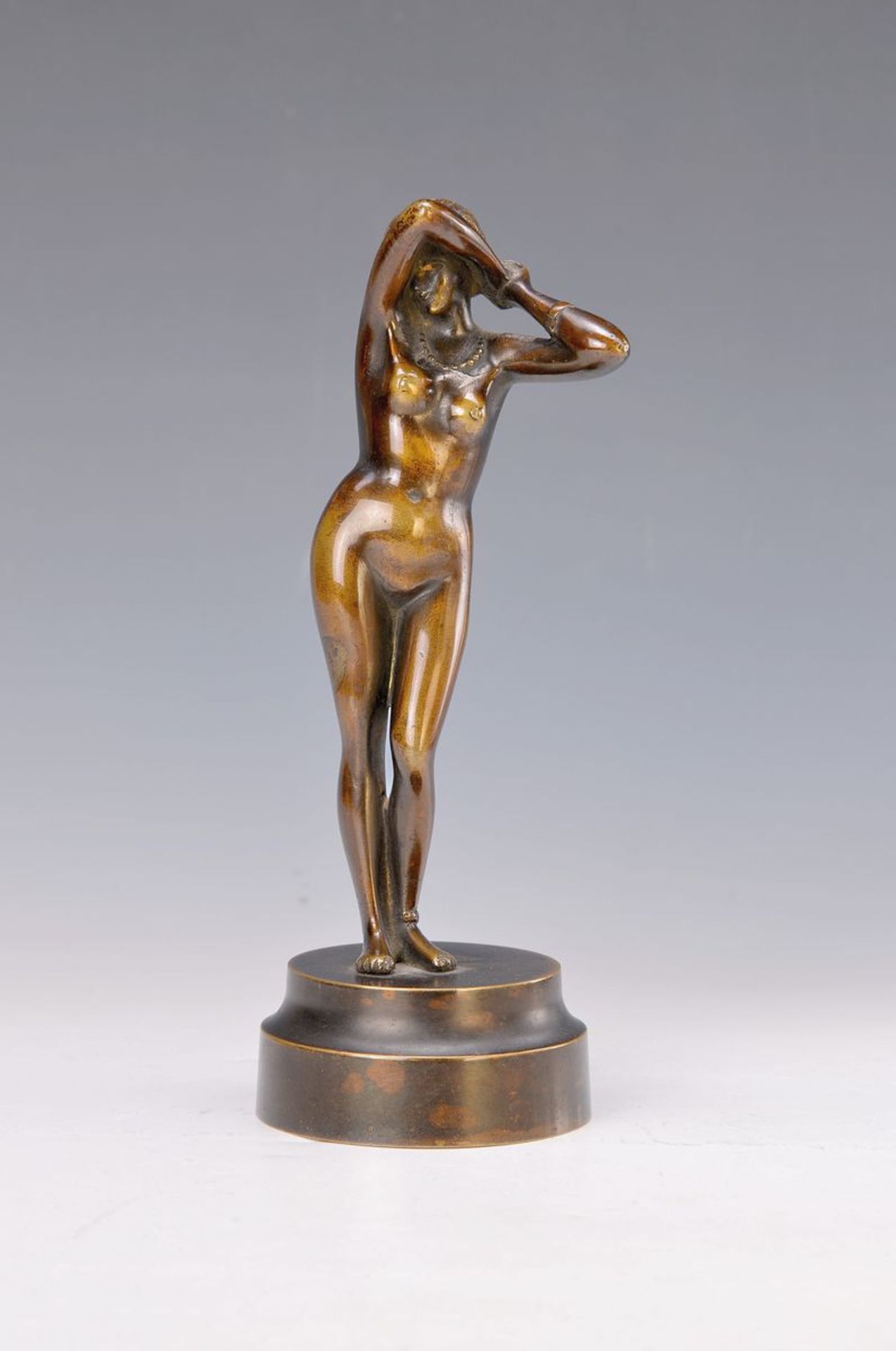 Bronzeskulptur, deutsch, um 1900, stehender weiblicher Akt, H. ca. 24cmbronze sculpture, German,