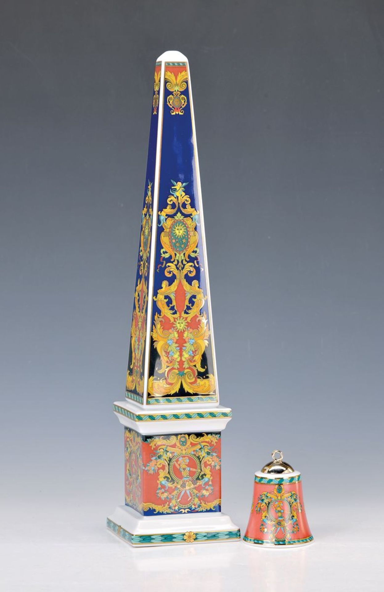 Obelisk und Glocke, Rosenthal, Versace, Le Roy soleil, Porzellan, H. 38 cm, H. 7 cmObelisk and bell,