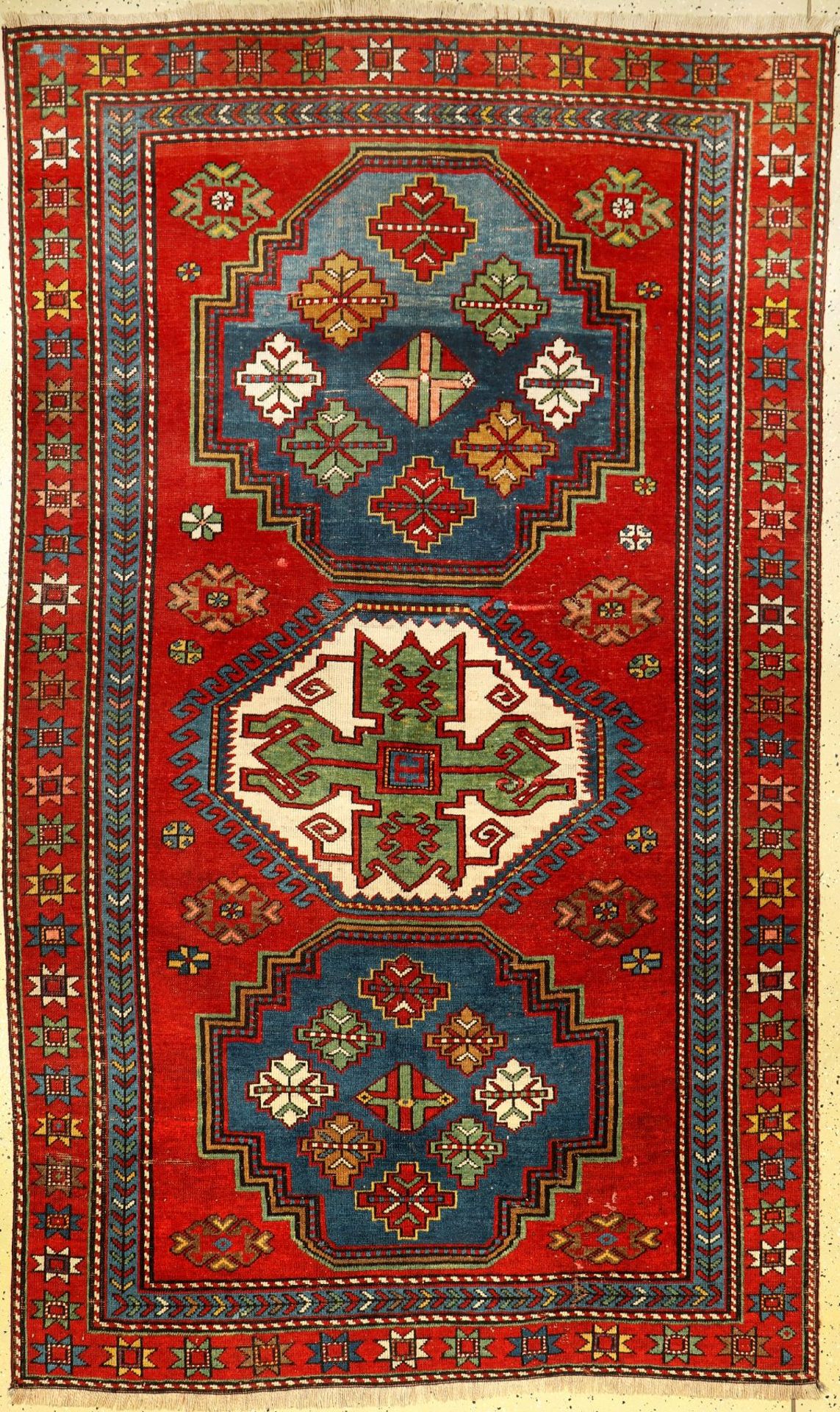 Kazak, Kaukasus, ca. 70 Jahre, Wolle auf Wolle, ca. 246 x 149 cm, EHZ: 4Kazak, Caucasus, approx.