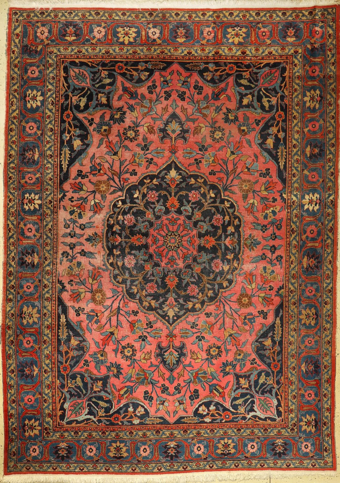 Täbriz, Persien, um 1920, Wolle auf Baumwolle, ca. 340 x 342 cm, EHZ: 4Tabriz, Persia, around