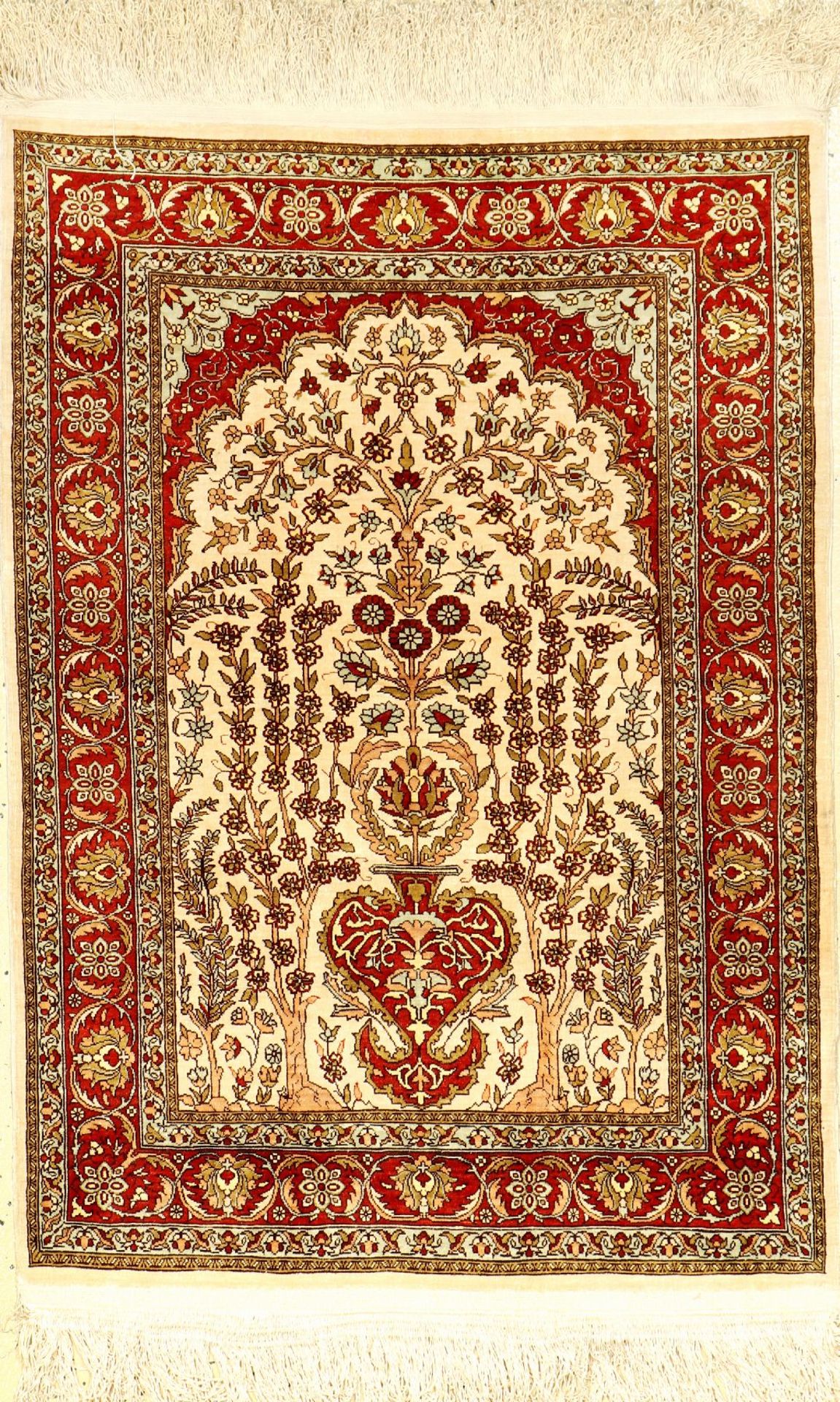 Hereke Seide, Türkei, ca. 40 Jahre, reine Naturseide, ca. 70 x 44 cm, EHZ: 2Hereke silk, Turkey,
