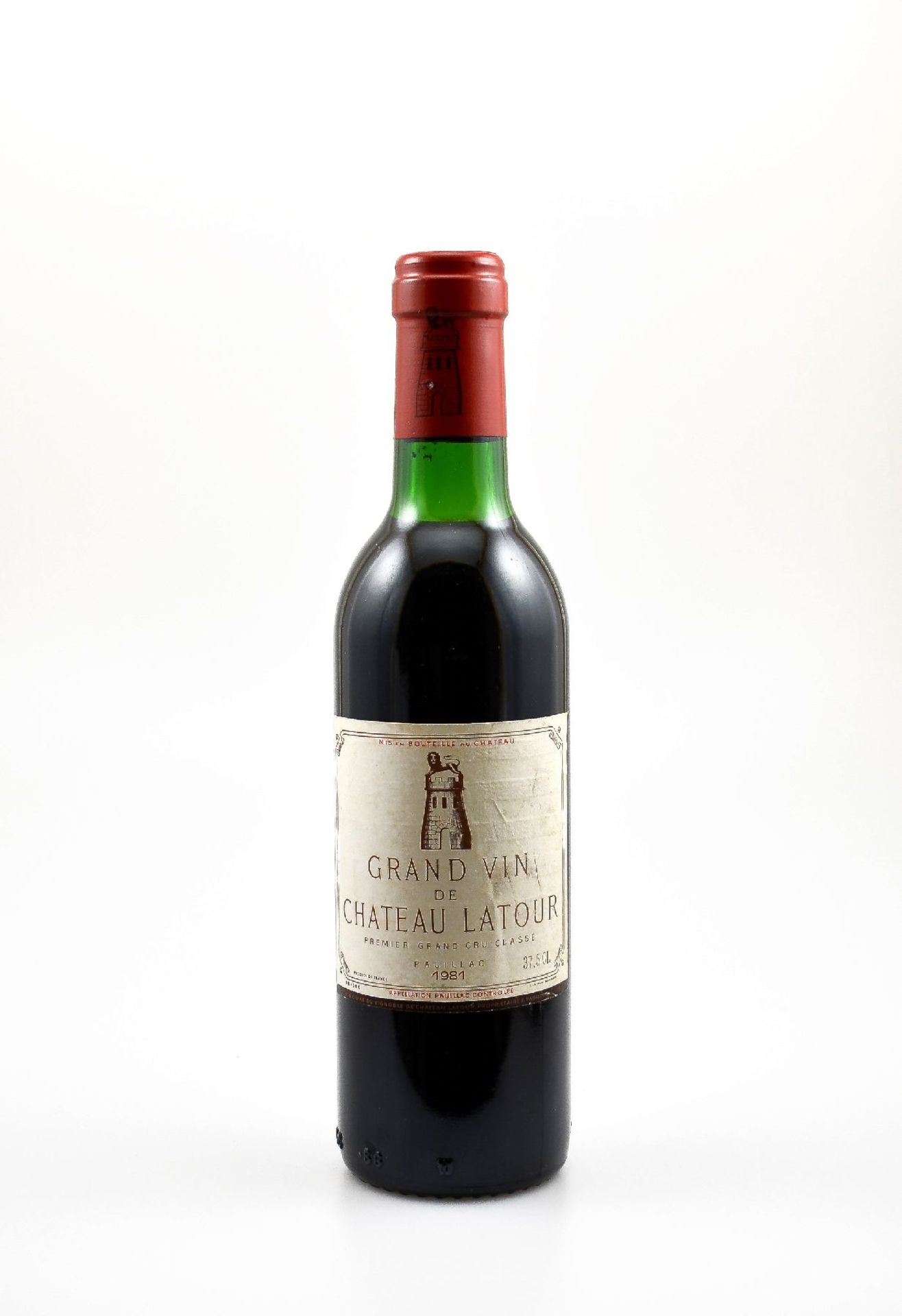 1 half bottle 1981 Chateau Latour, Pauillac, Premier Grand Cru Classe, approx 37,5 cl, filling