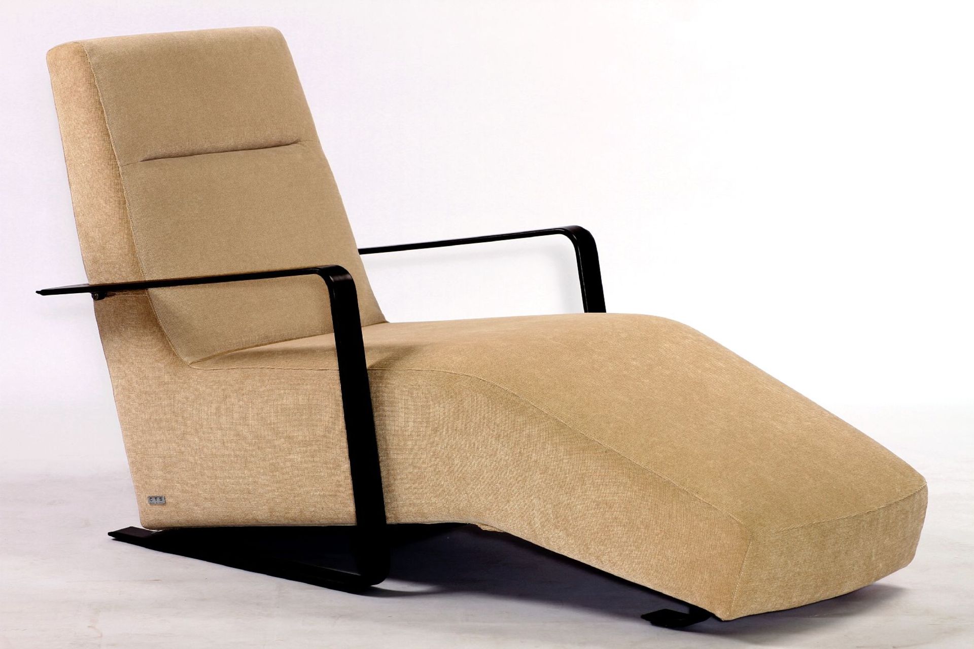 Relax-Lounger "CTS Salotti", made in Italy, base wood, very comfortable seating position, armrests