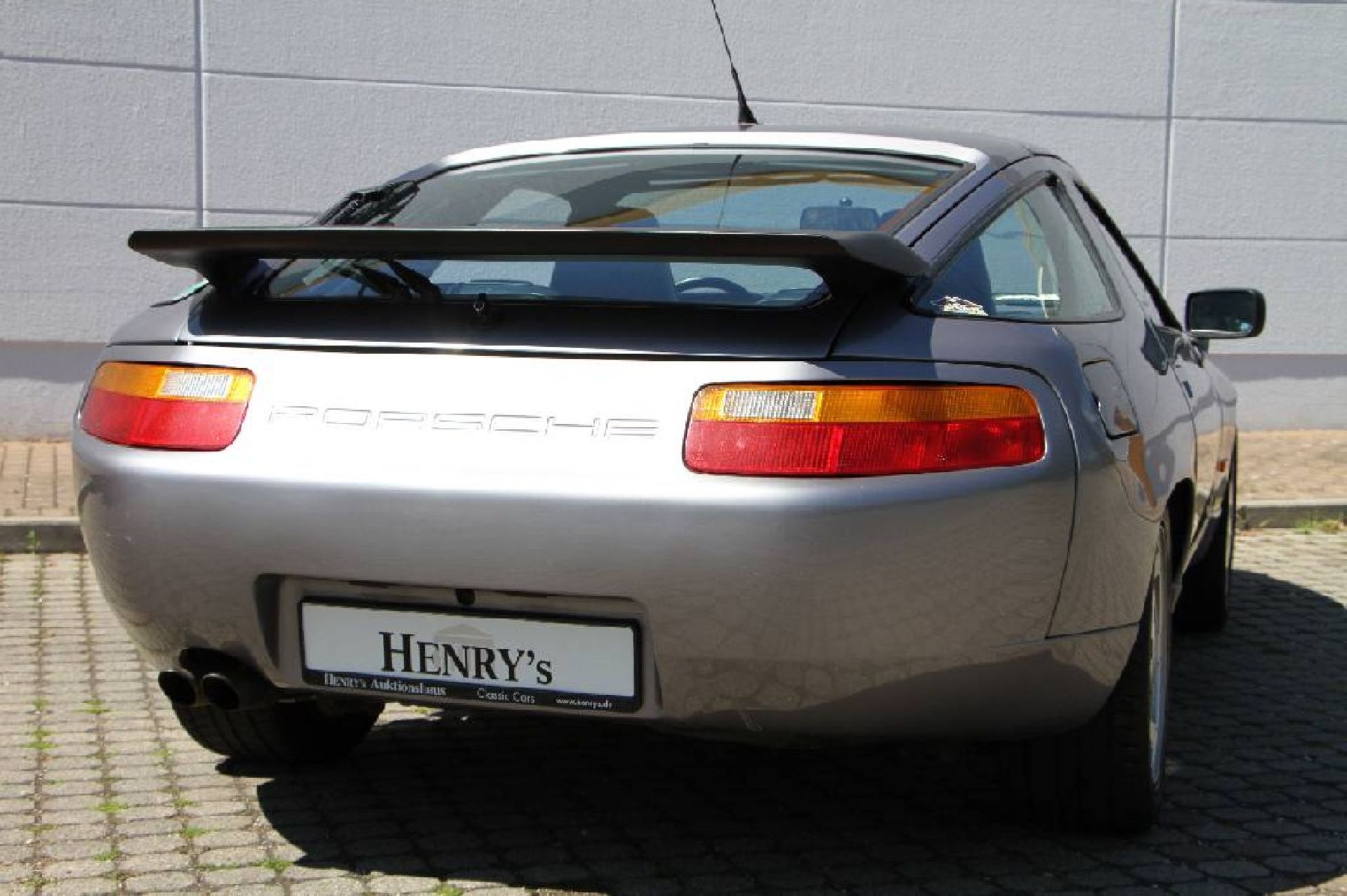 PORSCHE 928 GT, Chassis Number: WPOZZZ92ZLS840698, first registered 11/1989, 3. owners, mileage - Bild 3 aus 10