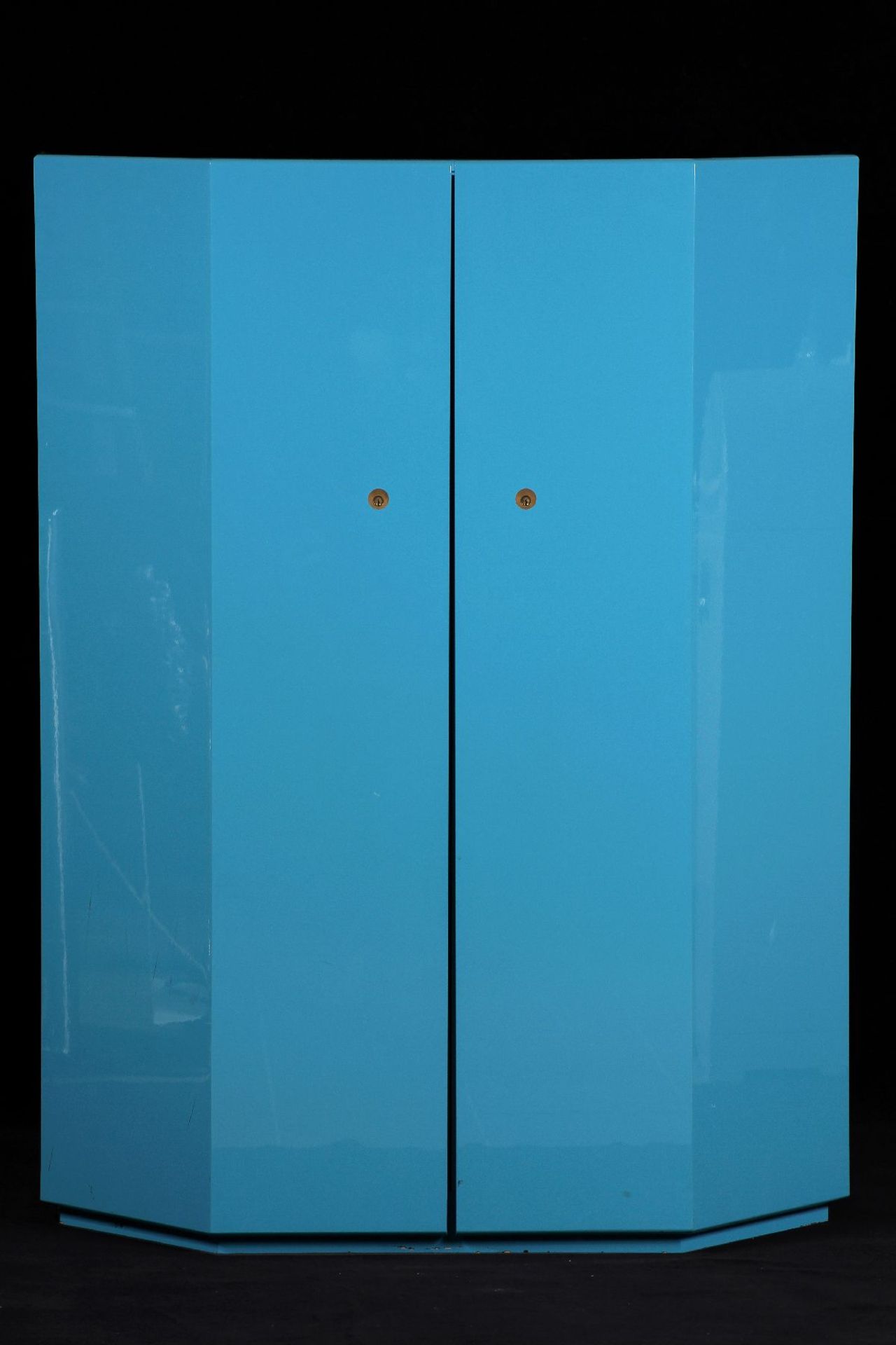 Lacquer Cabinet "Simon, Modell: Cassina", wood, lacquered turquoise, 2 doors, possibility to lock,
