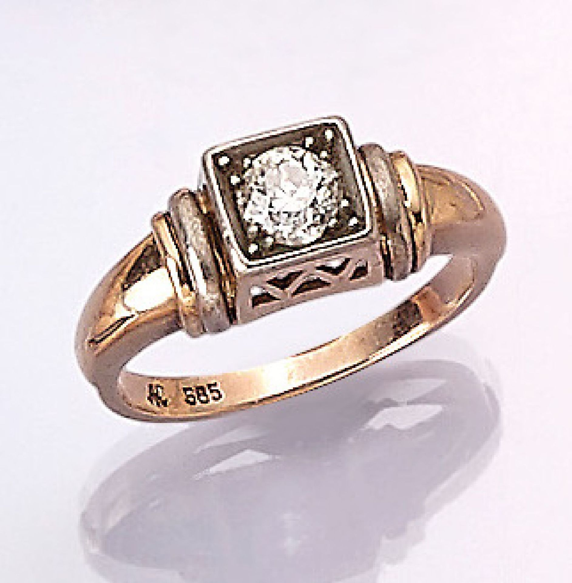 14 kt gold ring with diamond , YG/WG 585/000, old cut diamond approx. 0.50 ct Wesselton-Crystal/