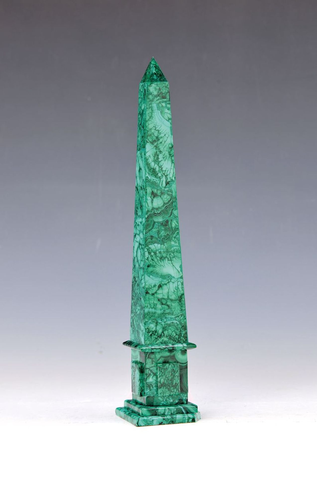 Obelisk, malachite, latter, H. approx. 28cm