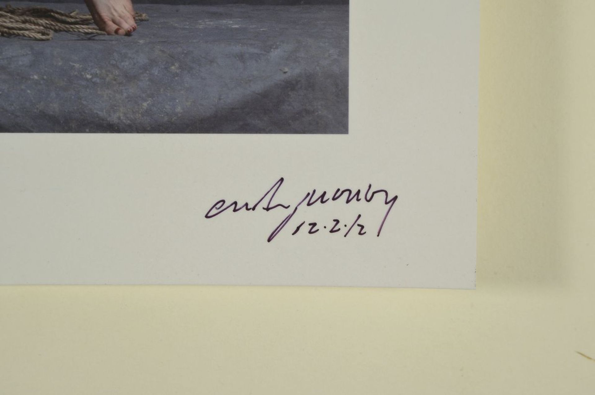 Craig Morey, born 1952 Fort Wayne/USA, nude photography, hand signed., dated, approx 28x21cm - Bild 2 aus 2
