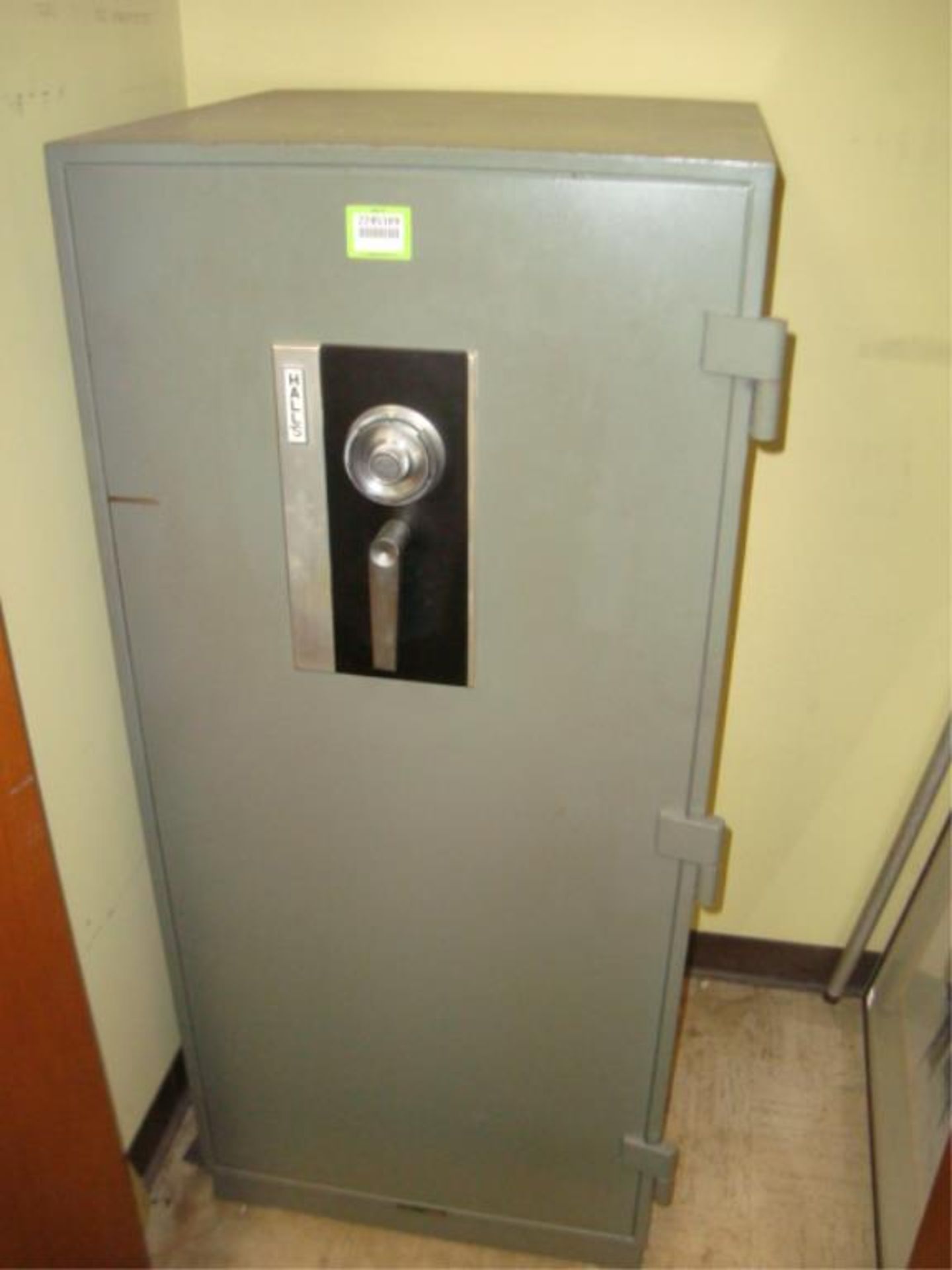 Heavy Duty Safe - Image 2 of 5