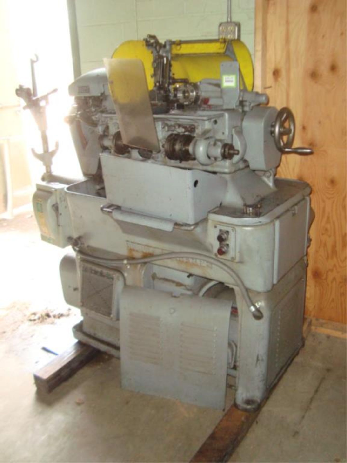 Bar Lathe/ Screw Machine