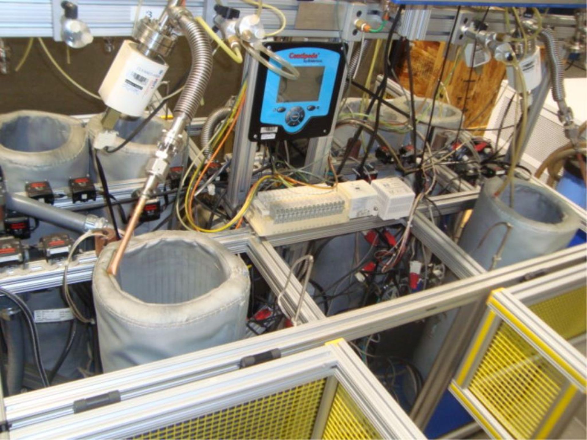 Molecular Vacuum System - Image 7 of 17