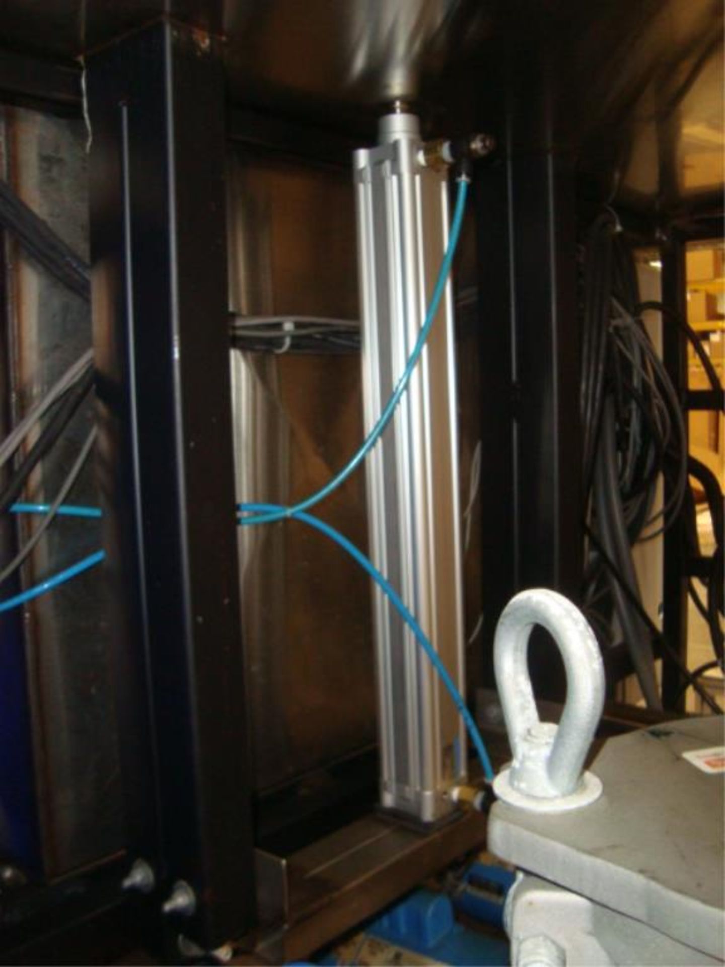 Ultrasonic Cleaning System - Image 10 of 17