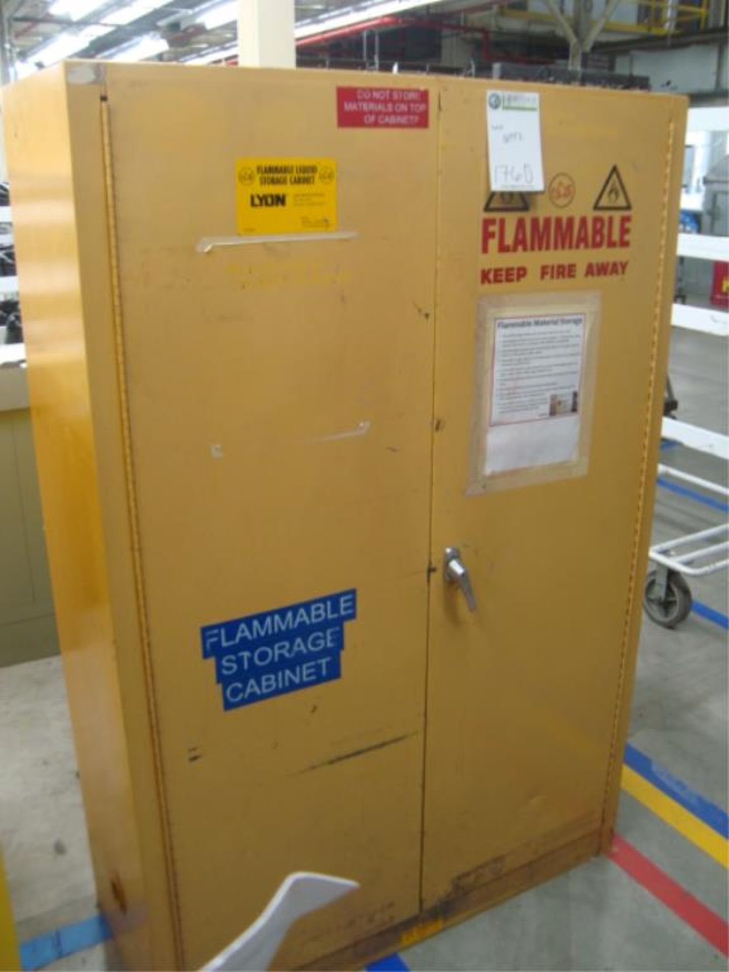Flammables Storage Cabinets - Image 3 of 4