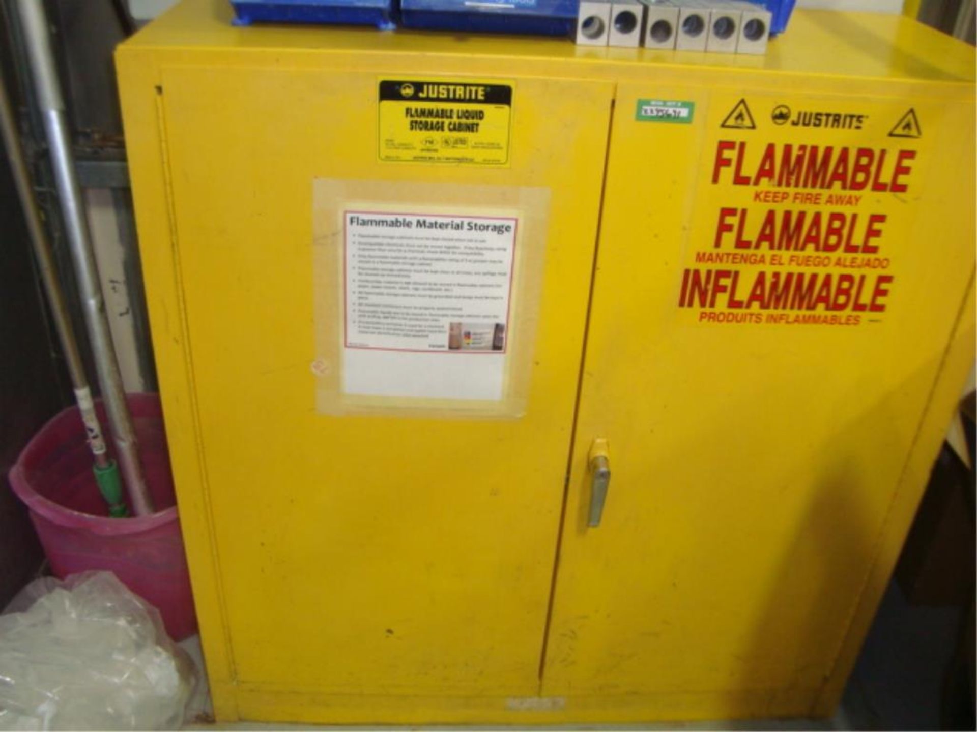 Flammable Contents Cabinets - Image 4 of 6