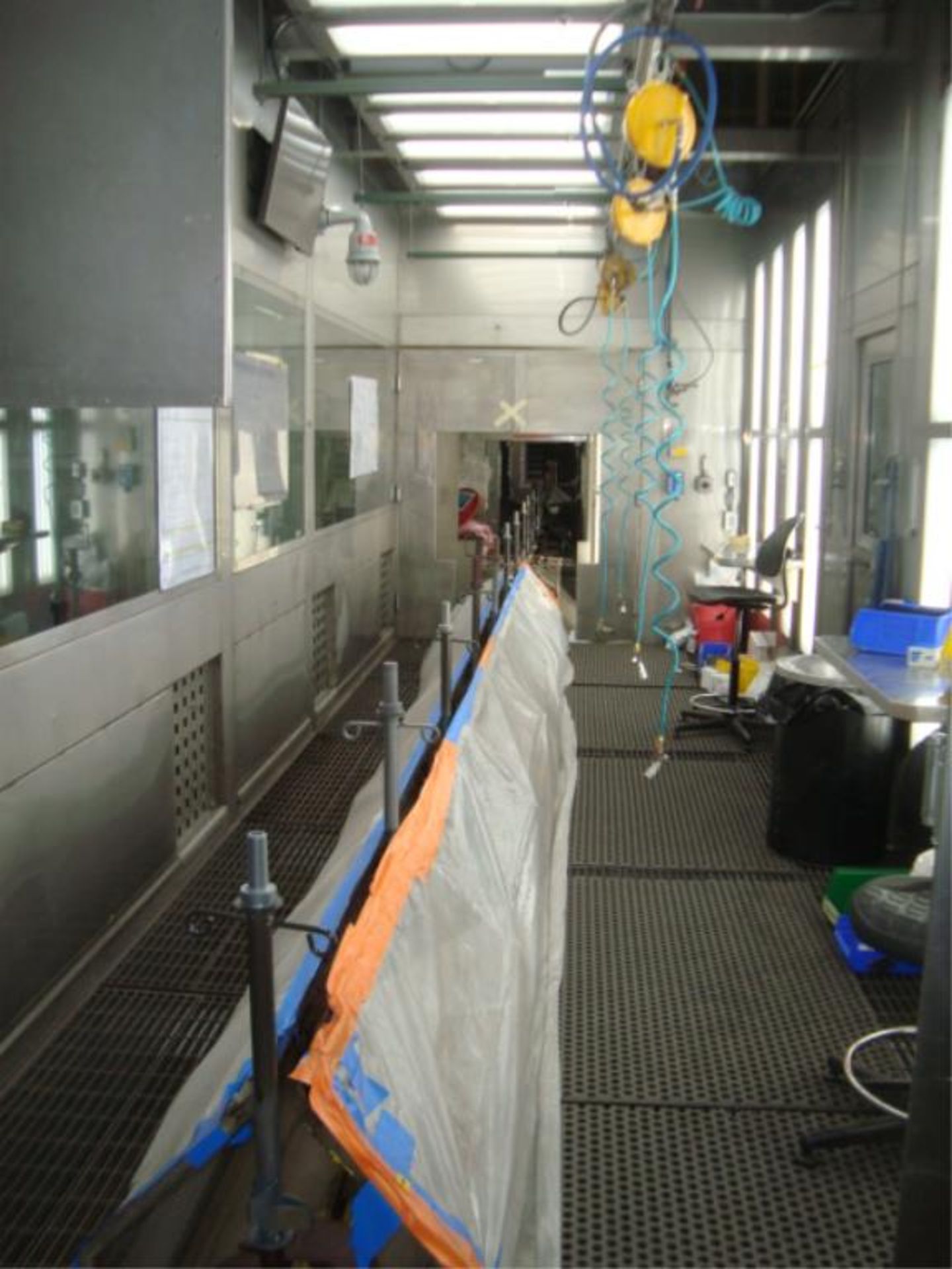 Paint Spray Booth - Image 4 of 30