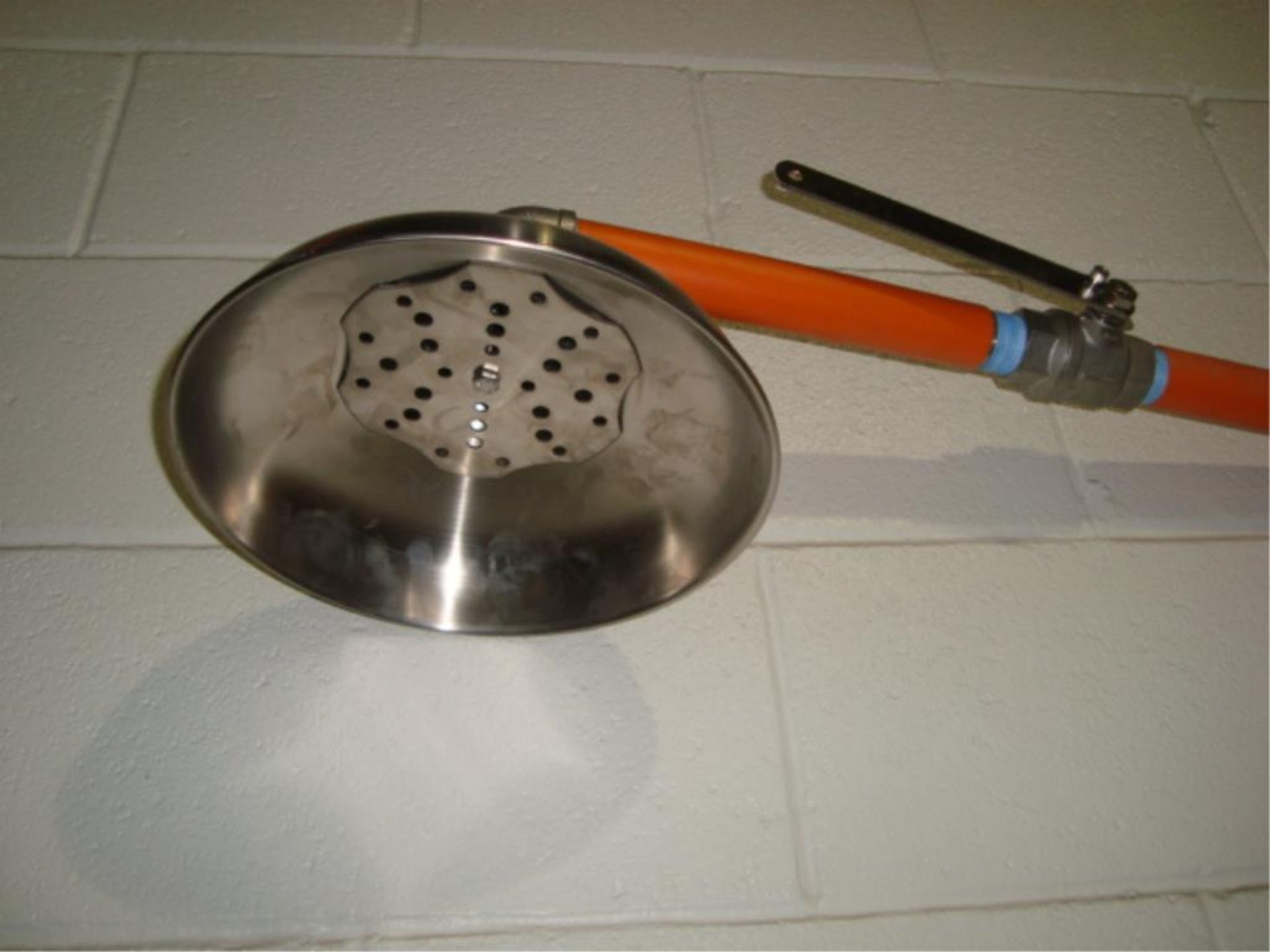 Emergency Eyewash/Showers - Image 6 of 7