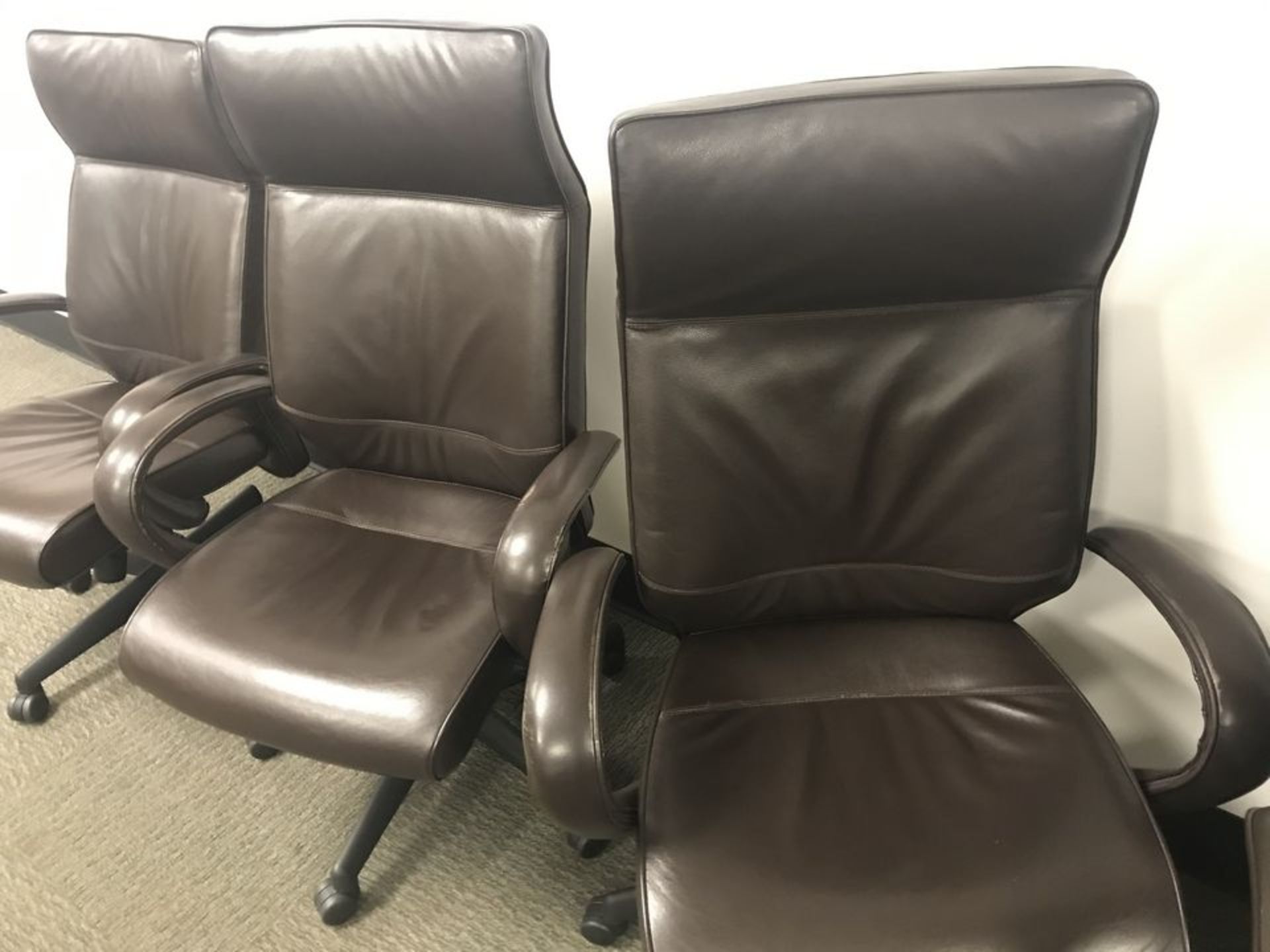 High Back Executive Office Chairs - Image 3 of 3