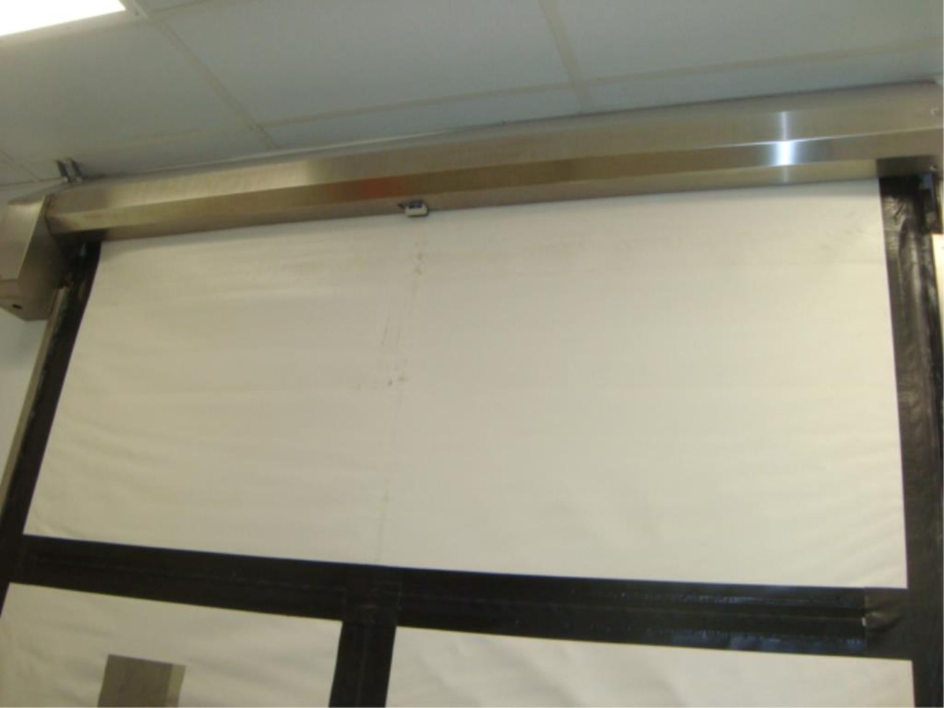 Cleanroom Roll Up Curtain Door - Image 6 of 8