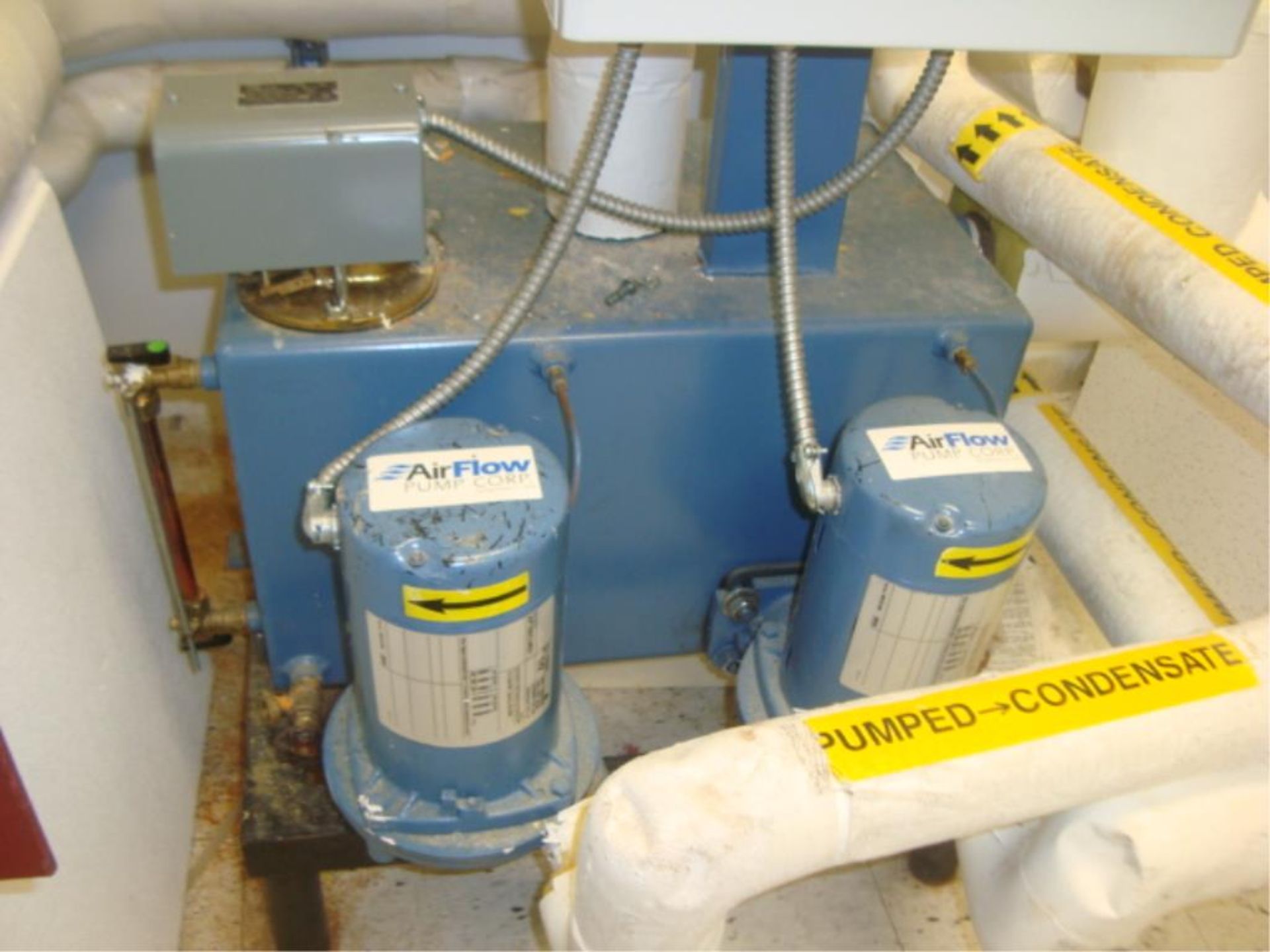 Condensation Pump w/ Res. - Image 4 of 5