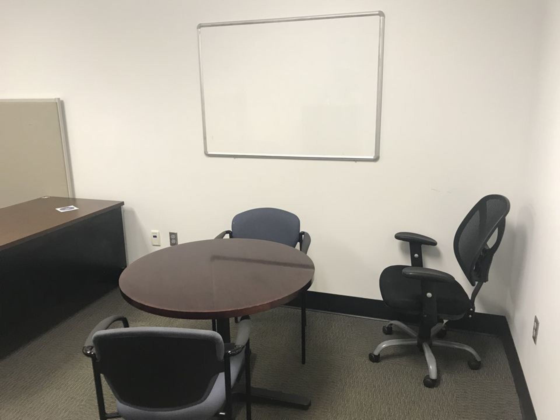 Office Furniture - Image 2 of 8