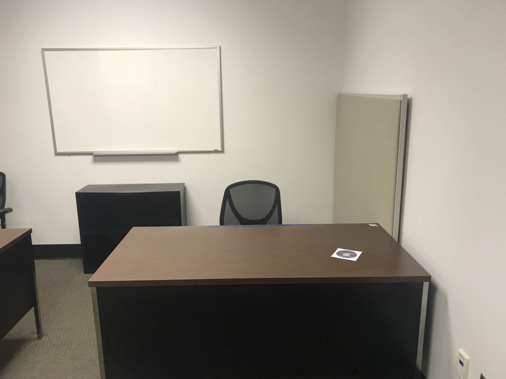 Office Furniture - Image 3 of 8